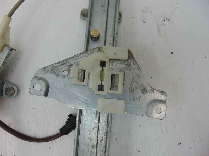 Elevalunas trasero derecho, Daewoo Nubira Berlina Cdx 2004 usado 3