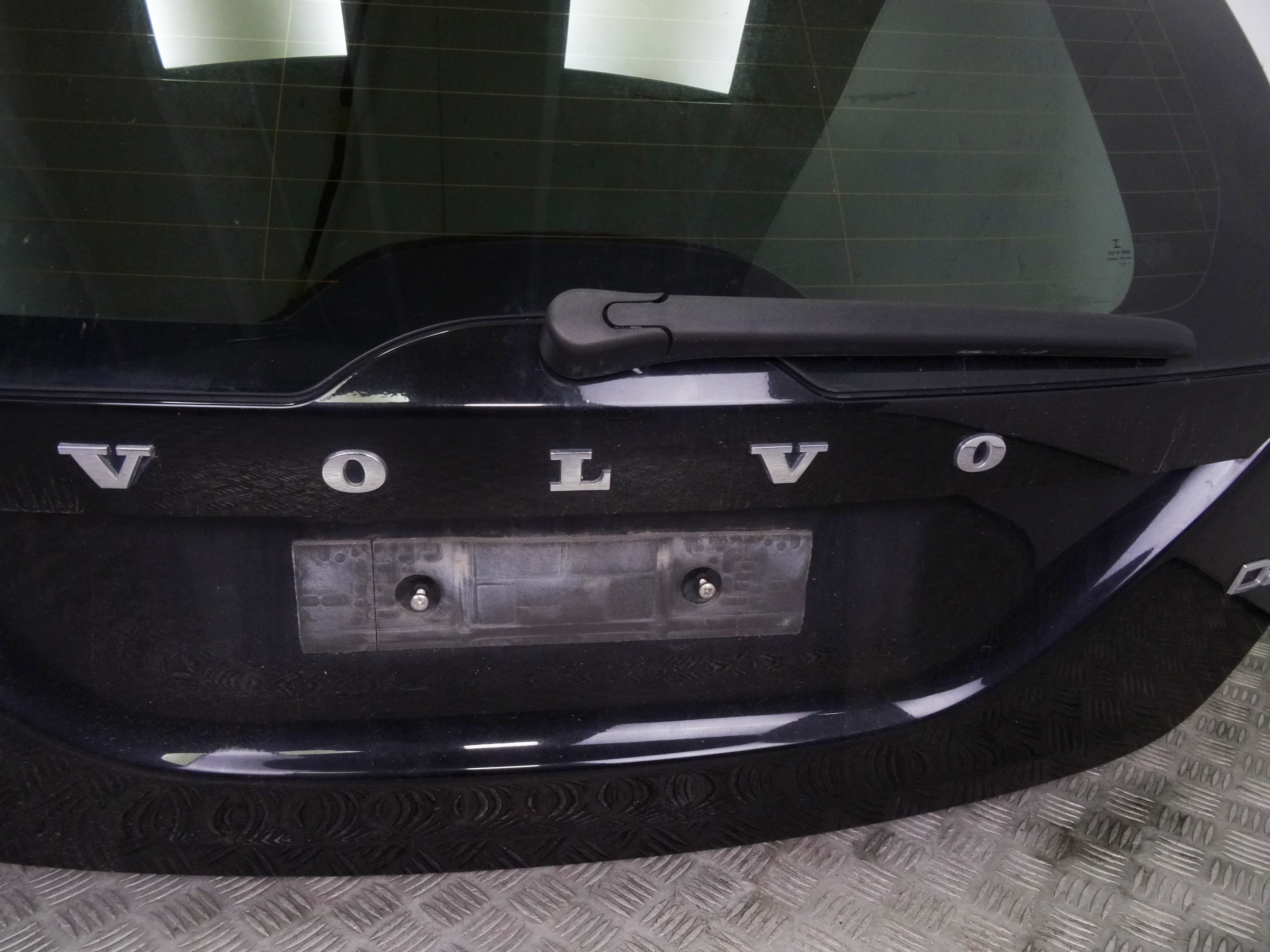 Porton trasero, Volvo V60 Familiar Summum 2014 usado 3