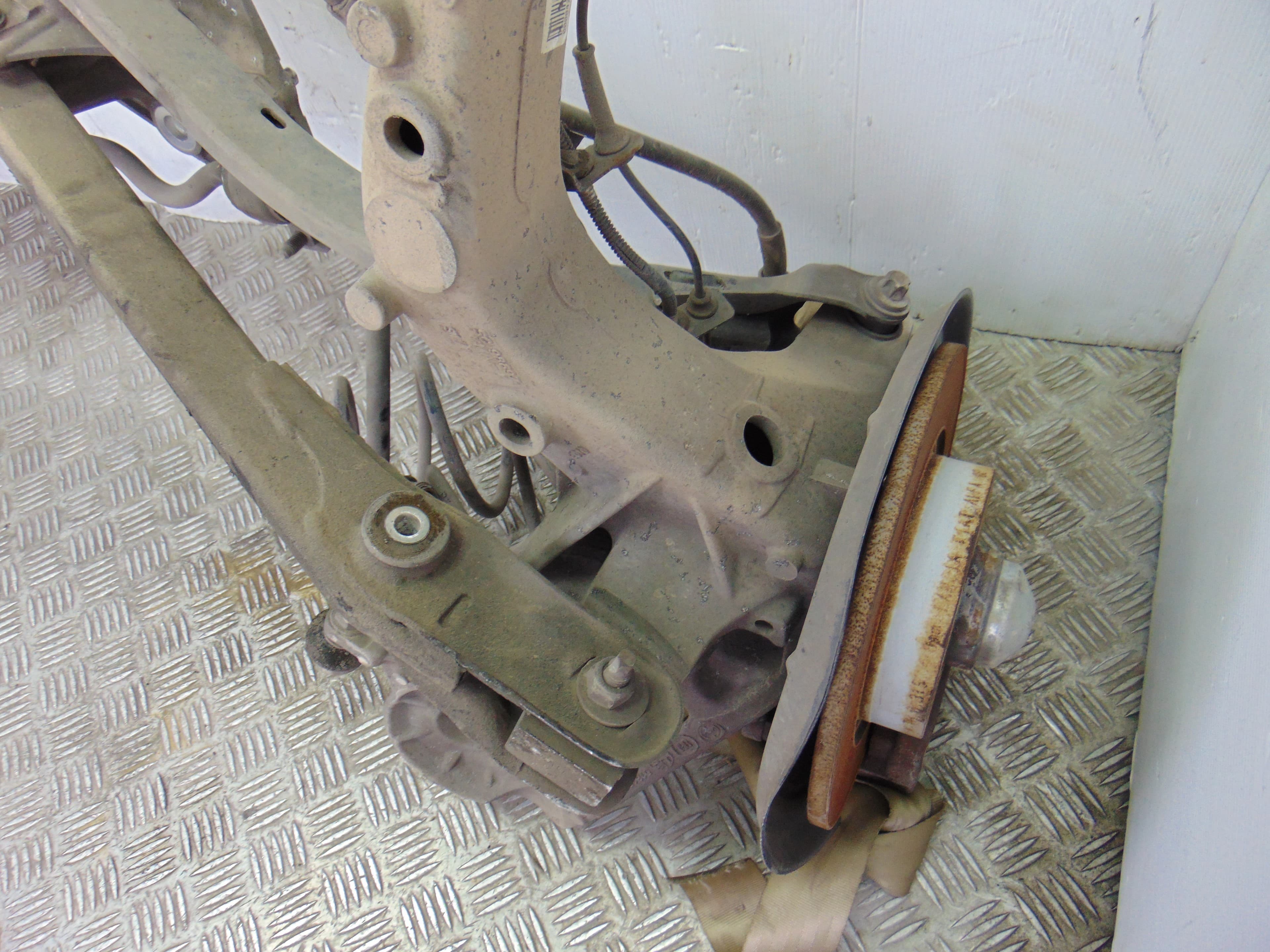 Puente trasero, Alfa Romeo Giulietta (191) Progression 2010 usado 3
