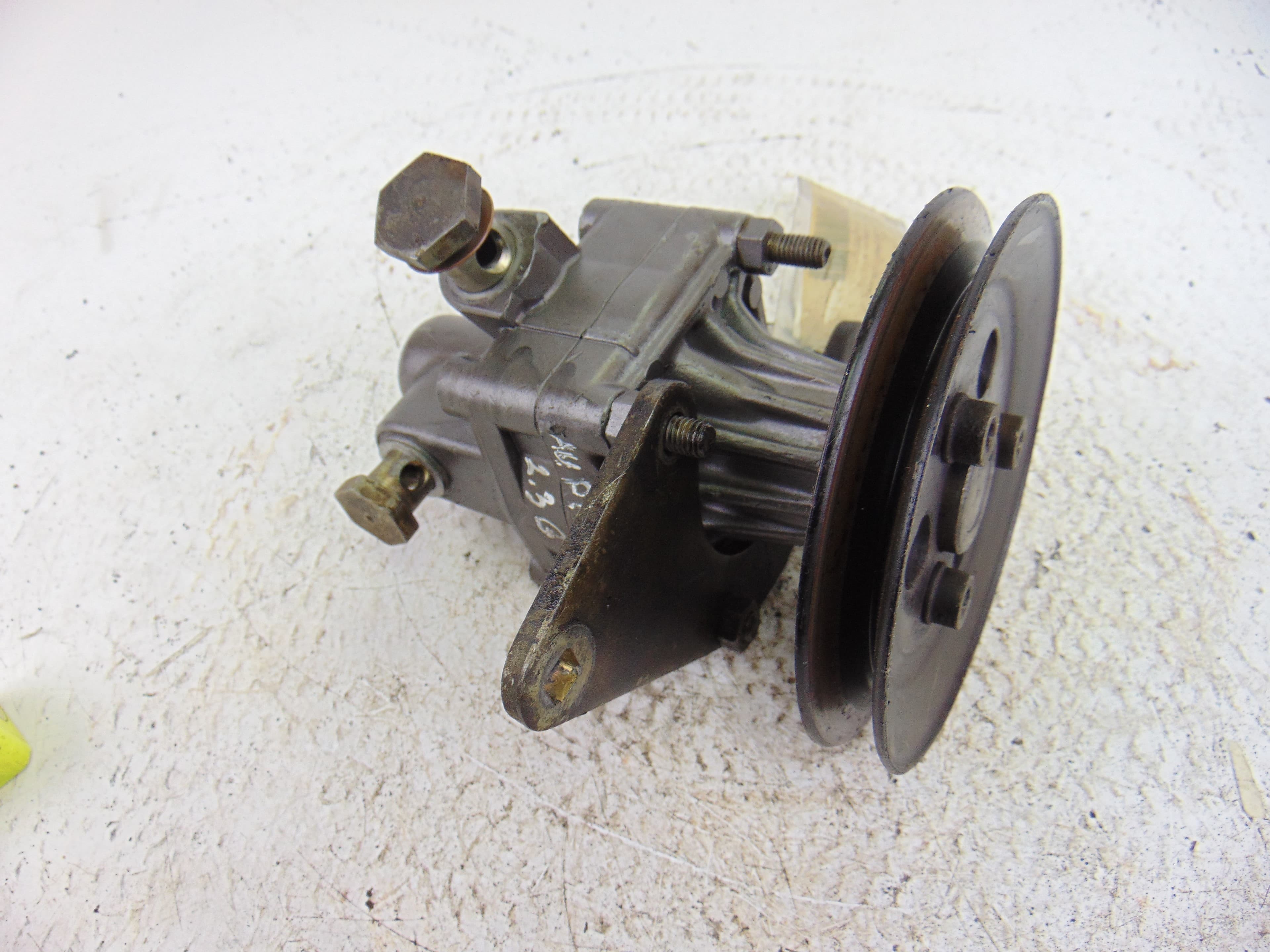 Bomba direccion, Audi Coupe (8B3) Quattro 2000, 050145155A usado 3