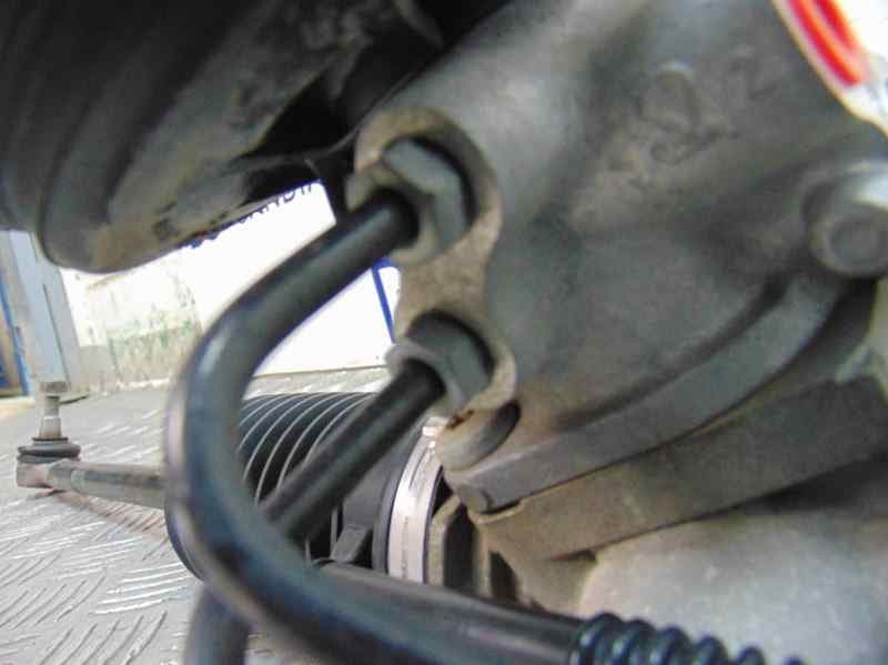 Cremallera direccion, Citroen C4 Berlina Collection 2006 usado 3