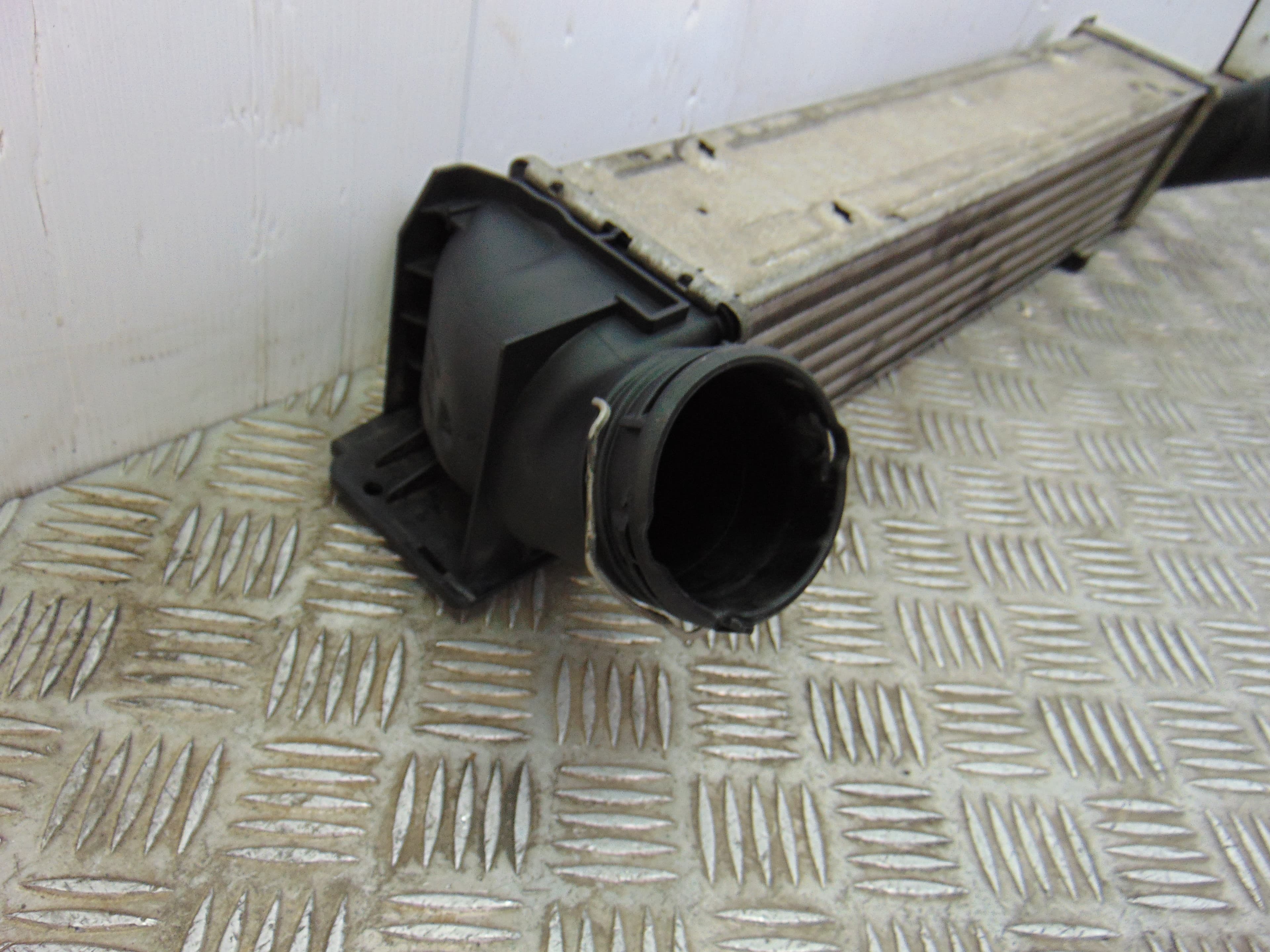 Intercooler, BMW Serie 3 Berlina (E90) 318d 2006, 3093796 usado 3