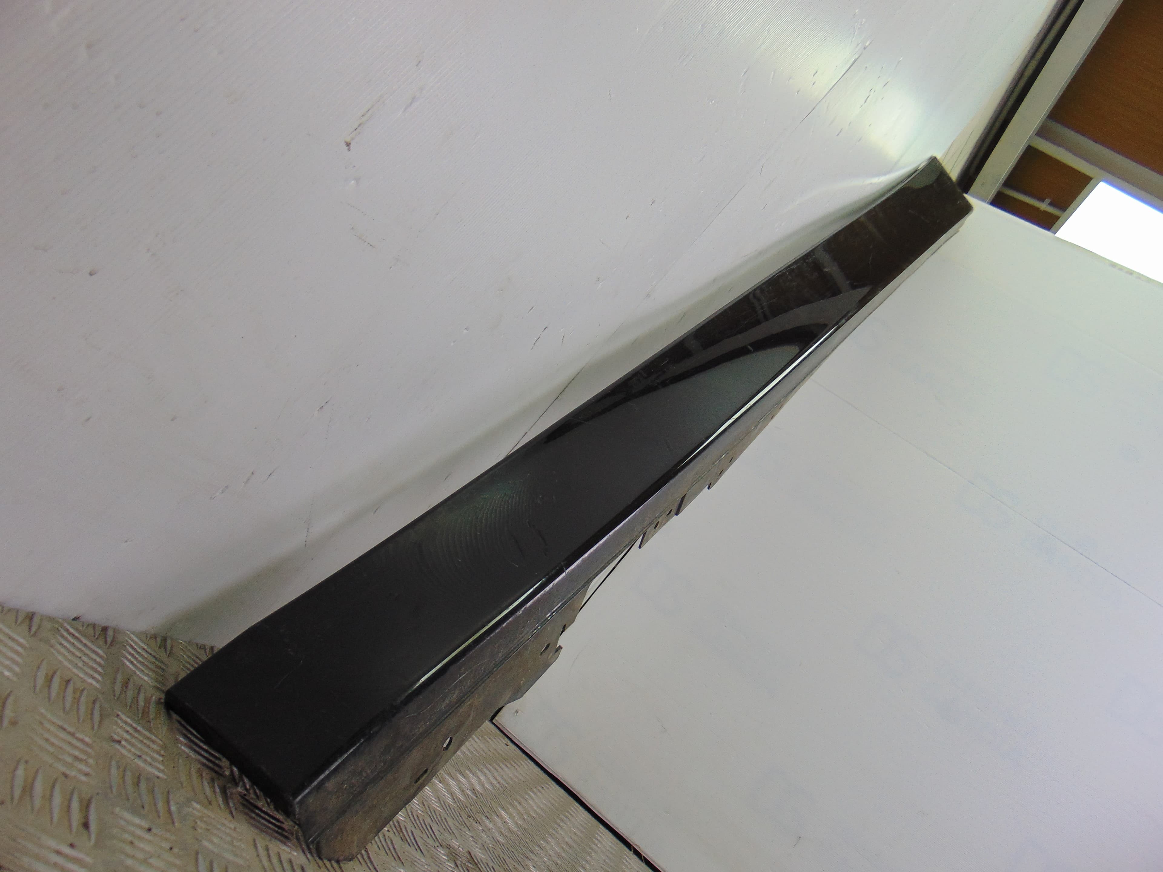 Faldon lateral, 7256911 usado 3