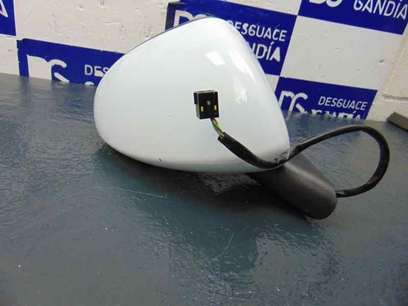 Retrovisor derecho, Opel Corsa D Sport 2010 usado 3