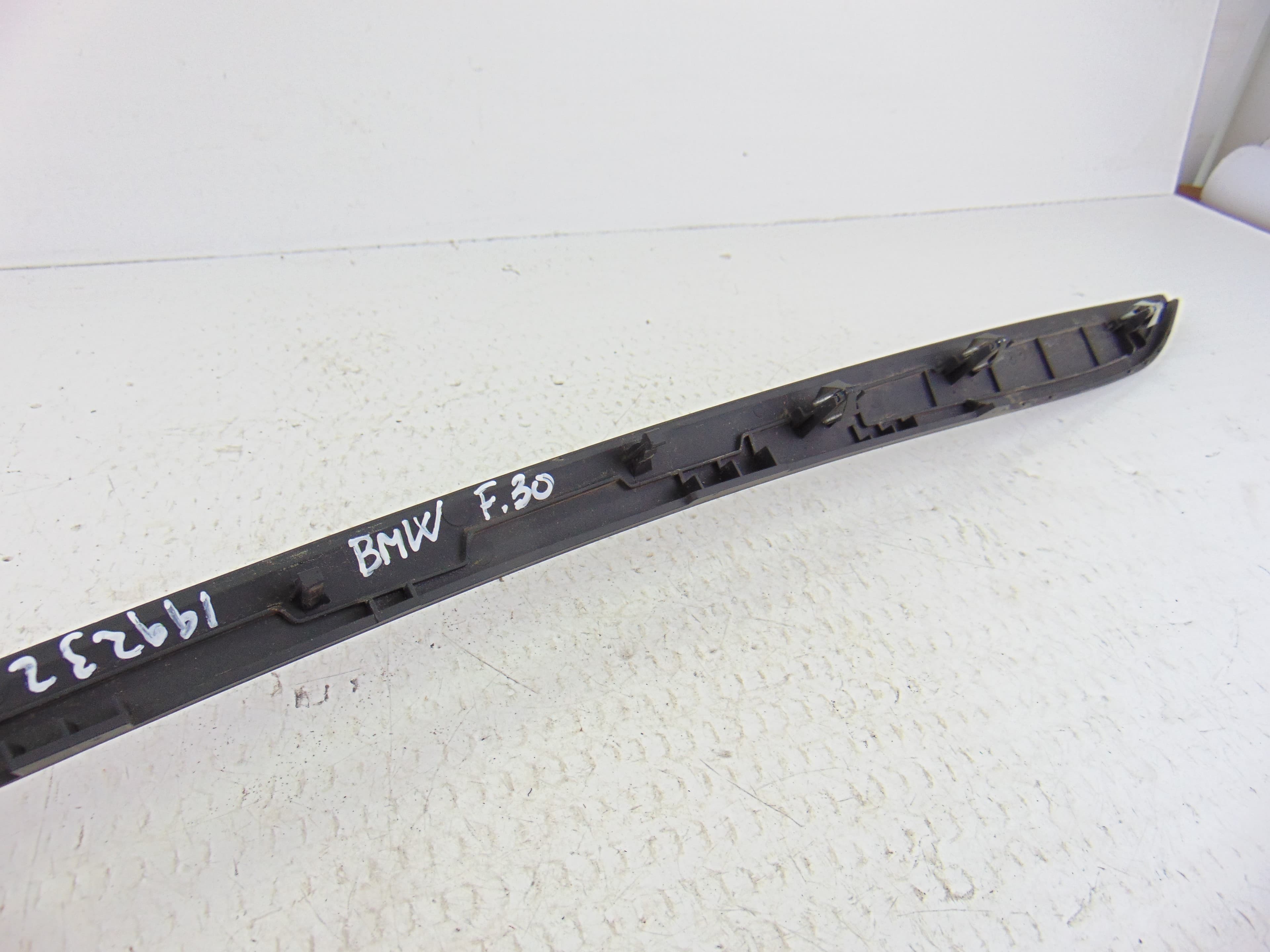 Moldura, BMW Serie 3 Berlina (F30) 328i 2012, 584507 usado 3