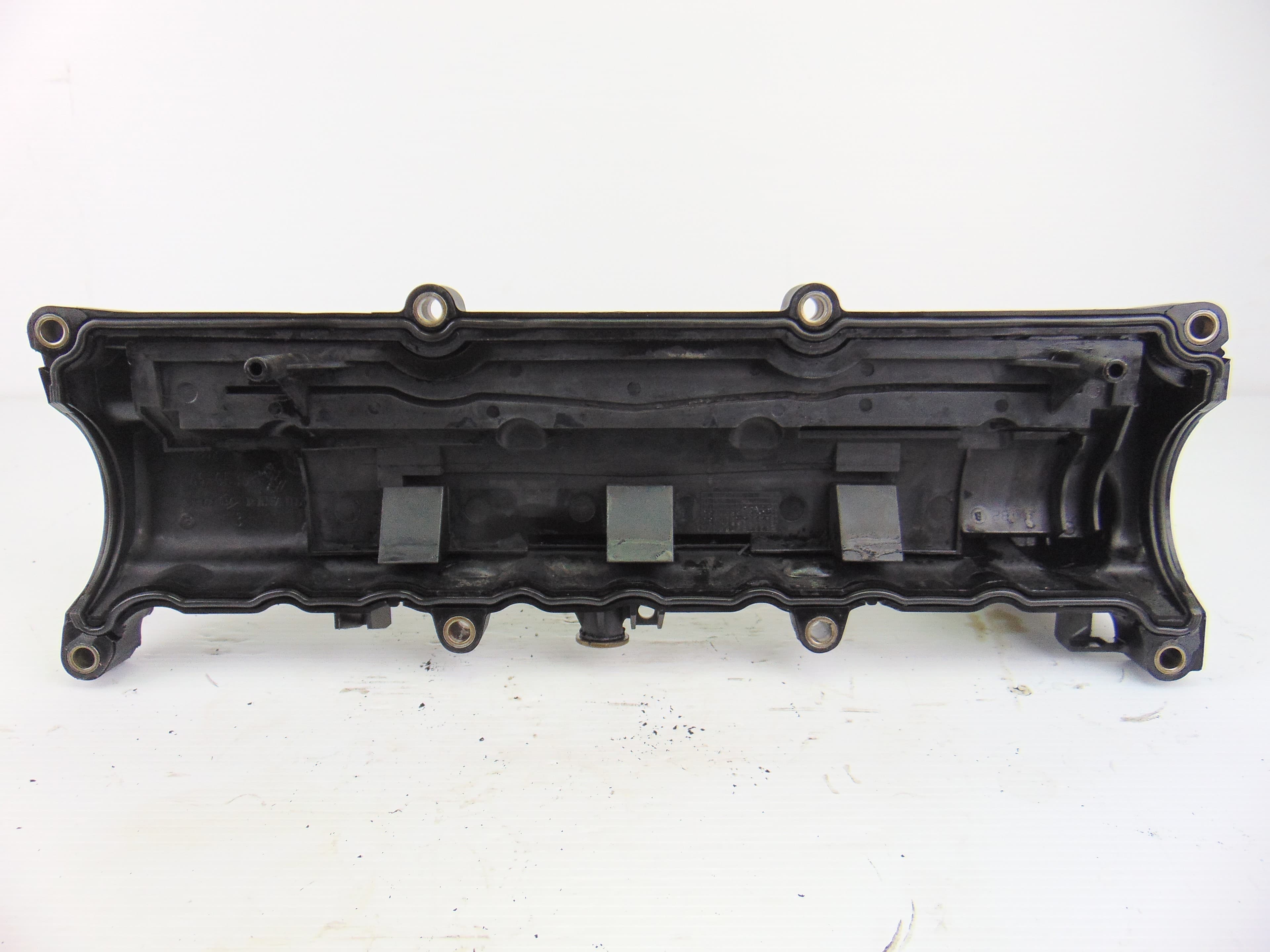 Tapa balancines, Nissan Almera (N16/E) Tekna 2005, 8200379908 usado 3