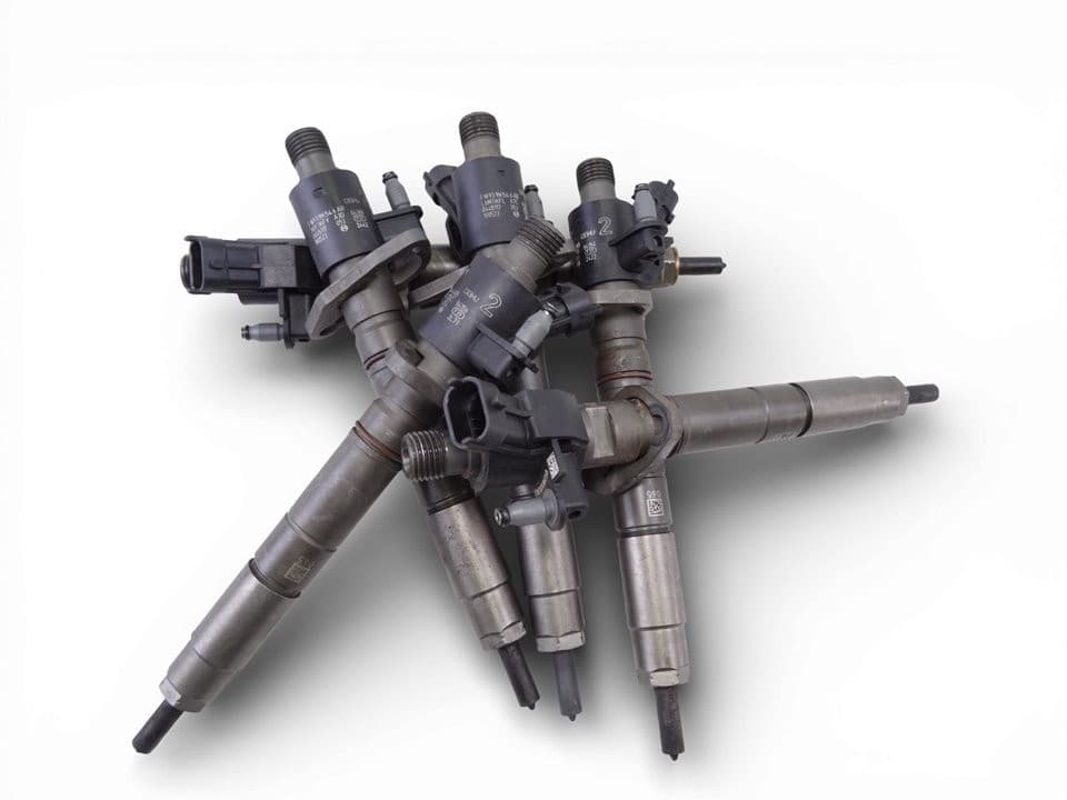 Inyector, FW939K546AB usado 3