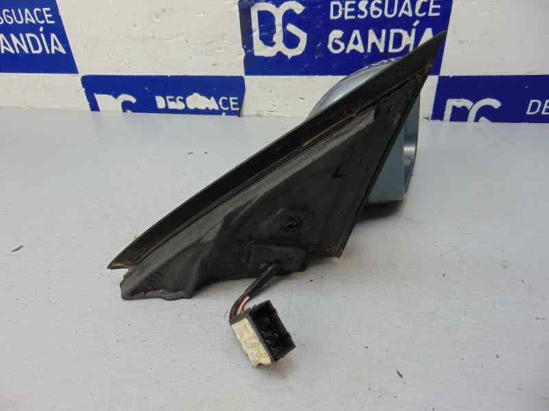 Retrovisor derecho, Audi A6 Berlina (4B2) 2.8 Quattro 2000 usado 3