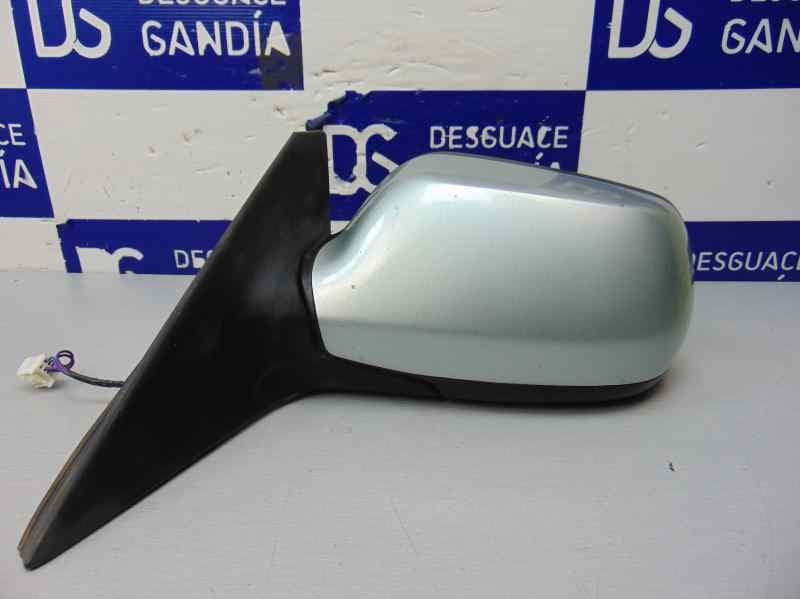Retrovisor izquierdo usado 3