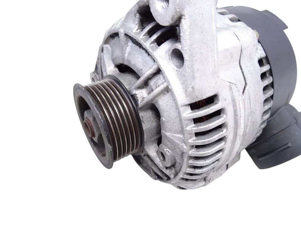Alternador, Audi A6 Berlina (4B2) 2.4 (121kW) 1997, 078903015F usado 3