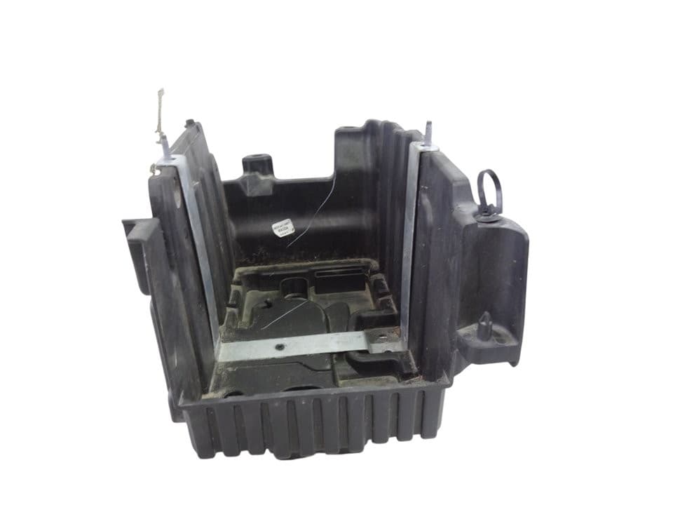 Soporte bateria, Ford Fiesta (CE1) ST-Line 2022 usado 3