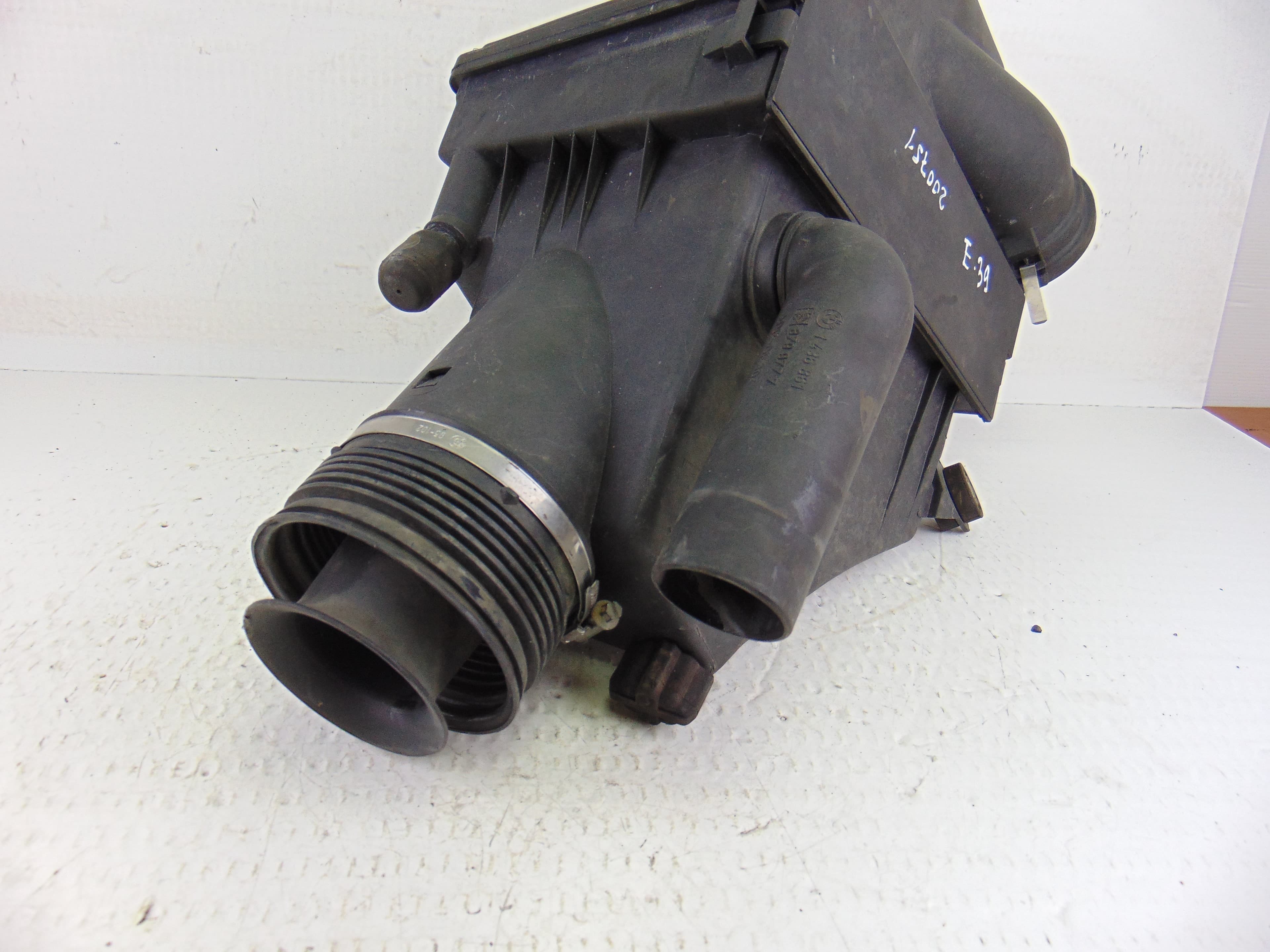 Filtro aire, BMW Serie 5 Berlina (E39) 525i 2001 usado 3