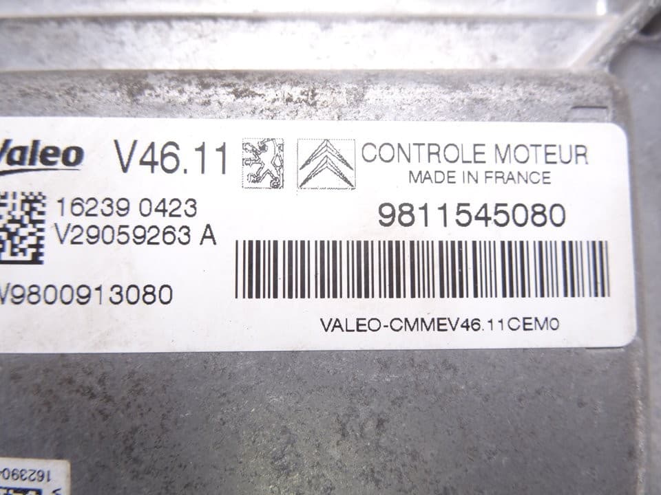 Centralita motor uce, Peugeot 208 Style 2016, 9811545080 usado 3