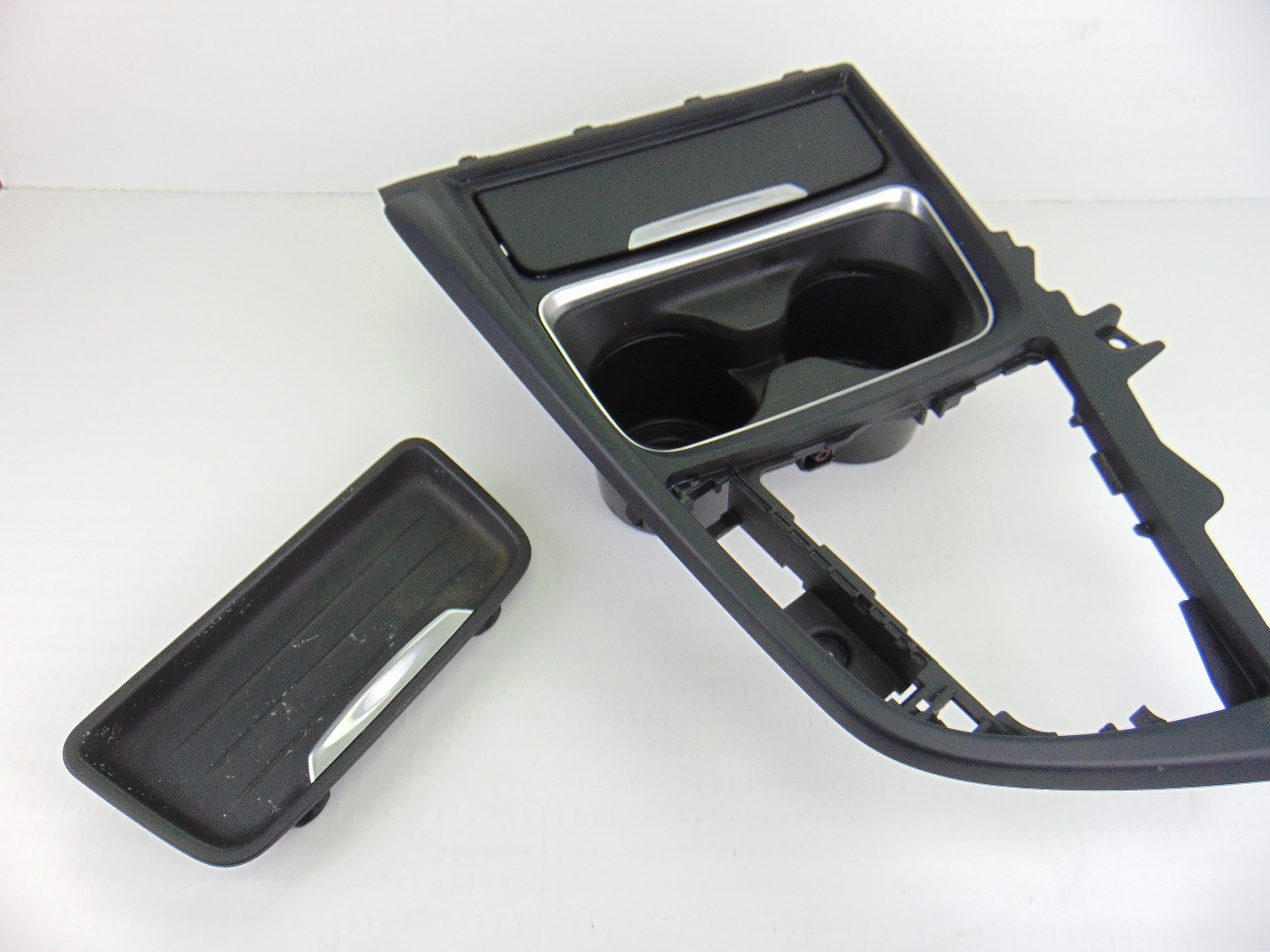 Cenicero, BMW Serie 3 Berlina (F30) 328i 2012, 9218925 usado 3
