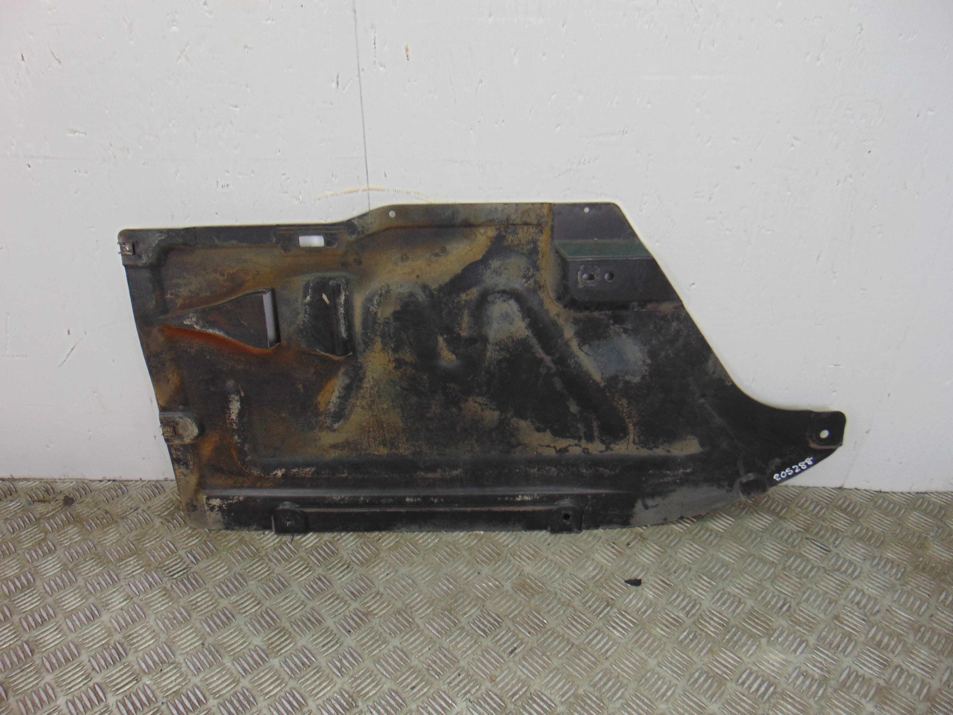 Cubrecarter, BMW Serie 3 Berlina (E90) 318d 2006, 7059388 usado 3