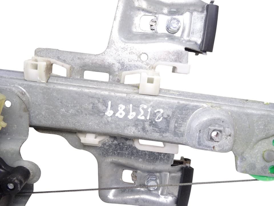 Elevalunas trasero izquierdo, Chrysler 300C (Le/lx) 3.0 Crd 2009 usado 3