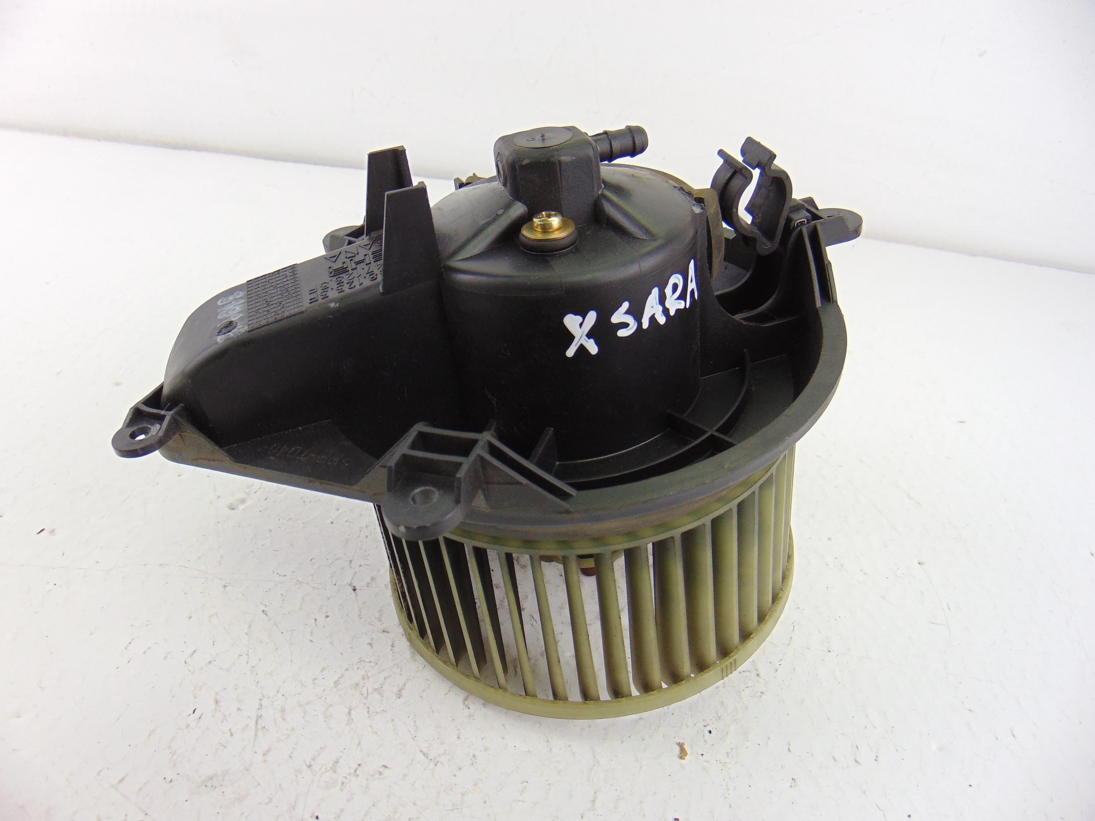 Motor calefaccion, Citroen Xsara Berlina 1.9 D Sx 2002 usado 4