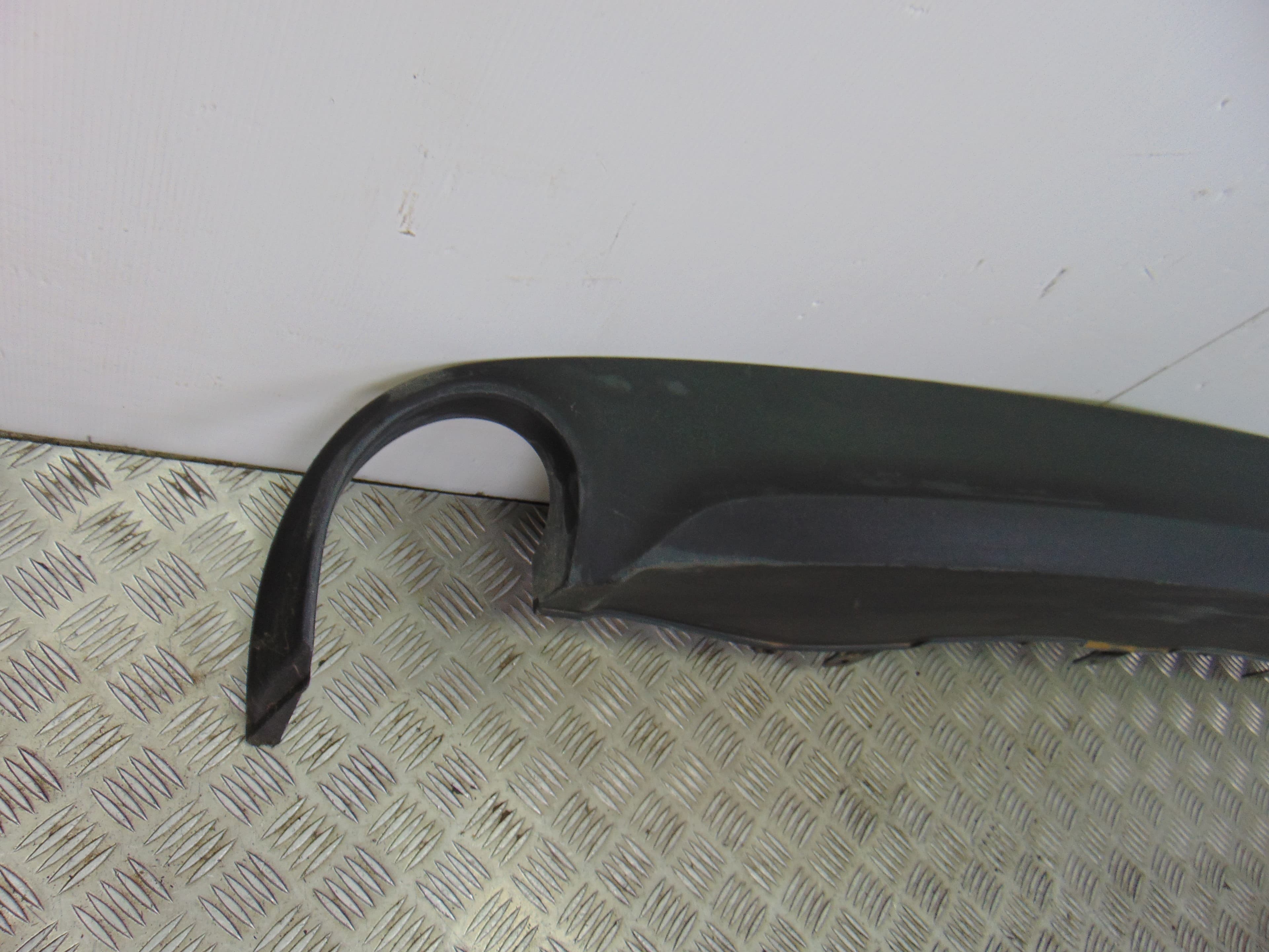 Spoiler paragolpes trasero, 4G0807521A usado 4
