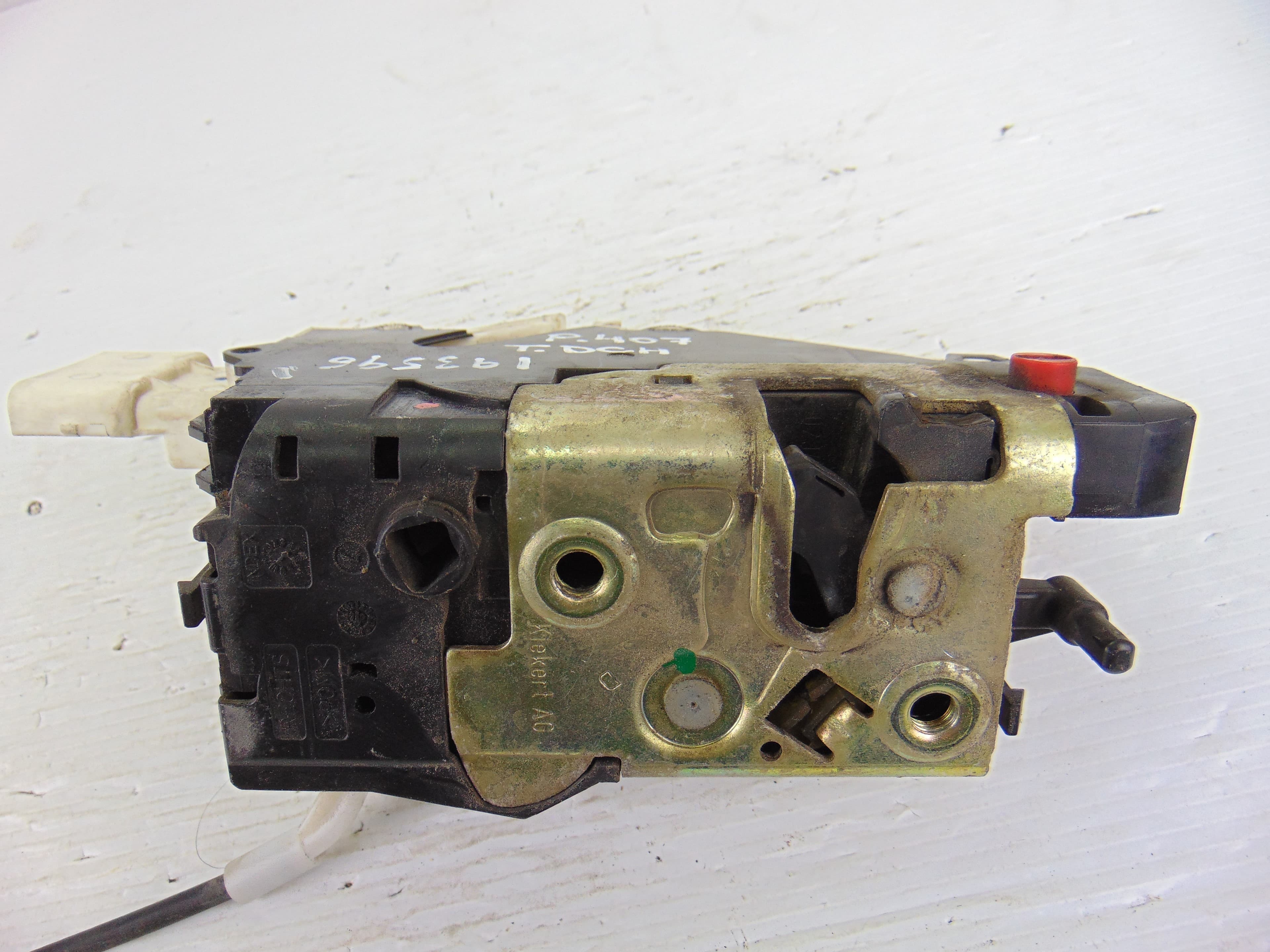 Cerradura puerta trasera derecha, Peugeot 407 ST Sport 2004 usado 4