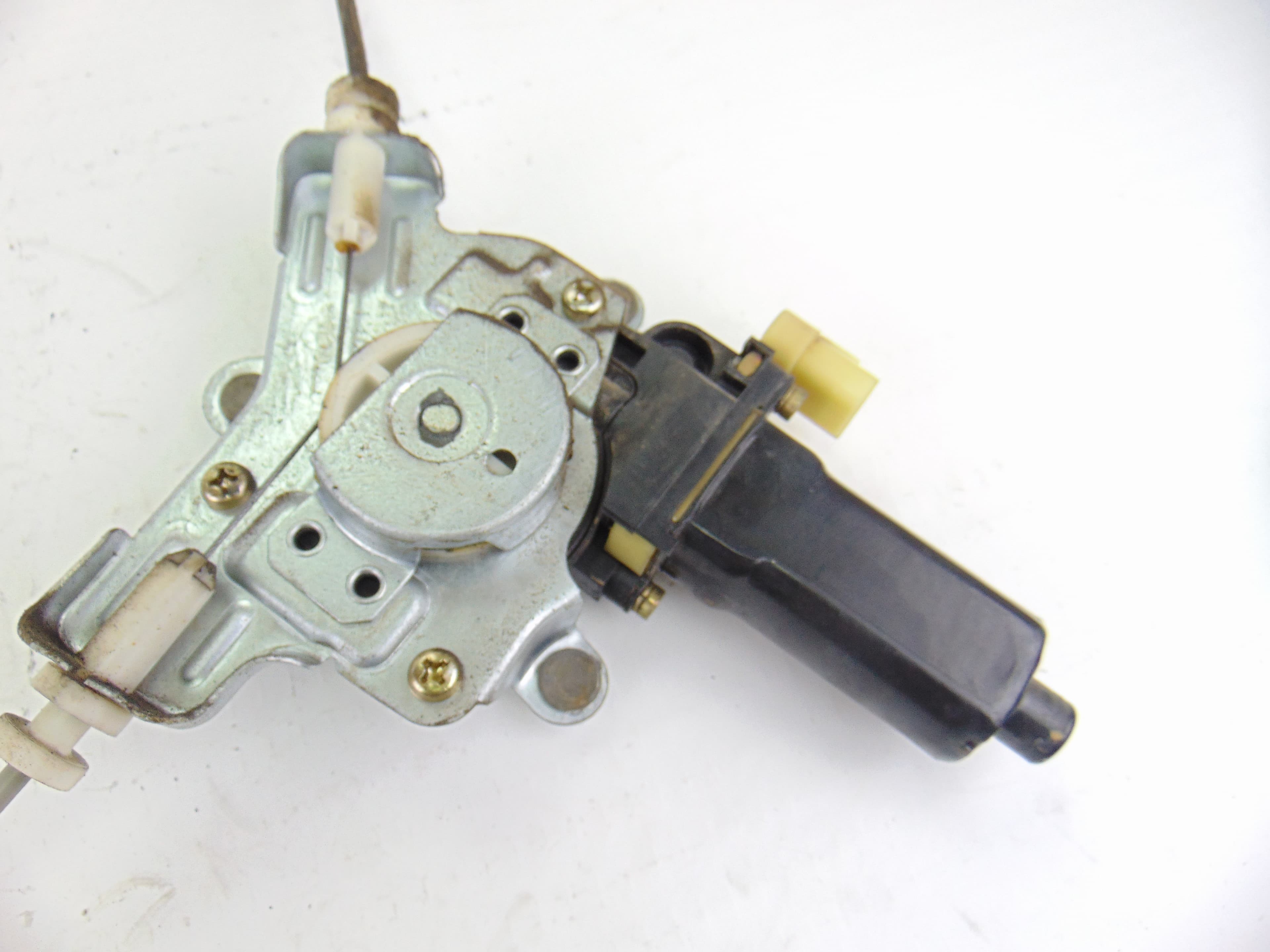 Elevalunas delantero derecho, Hyundai Getz (Tb) 1.1 Básico 2004 usado 4