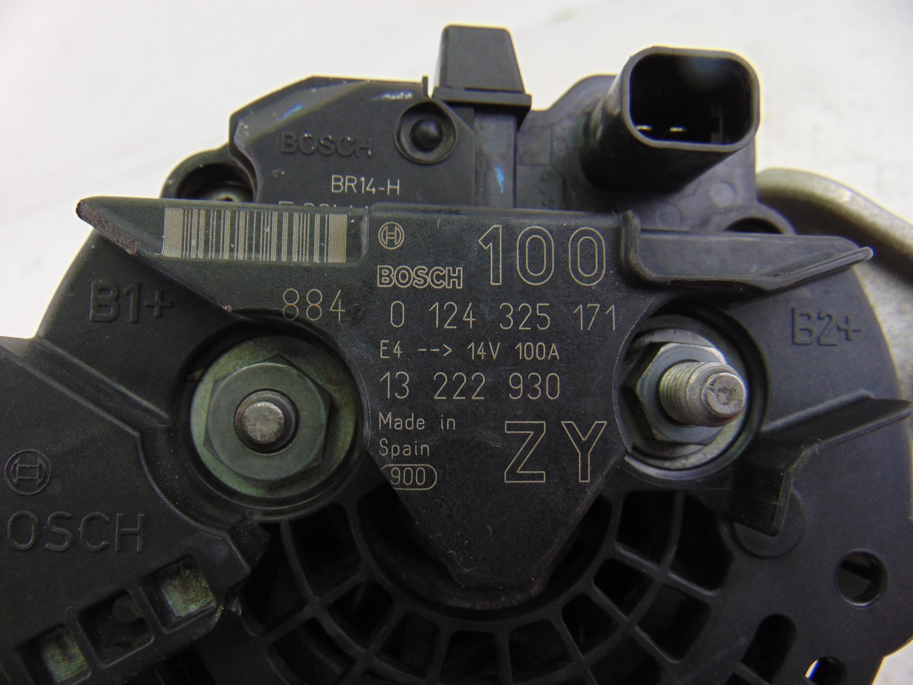Alternador, Opel Astra H Gtc Energy 2008, 13222930 usado 4