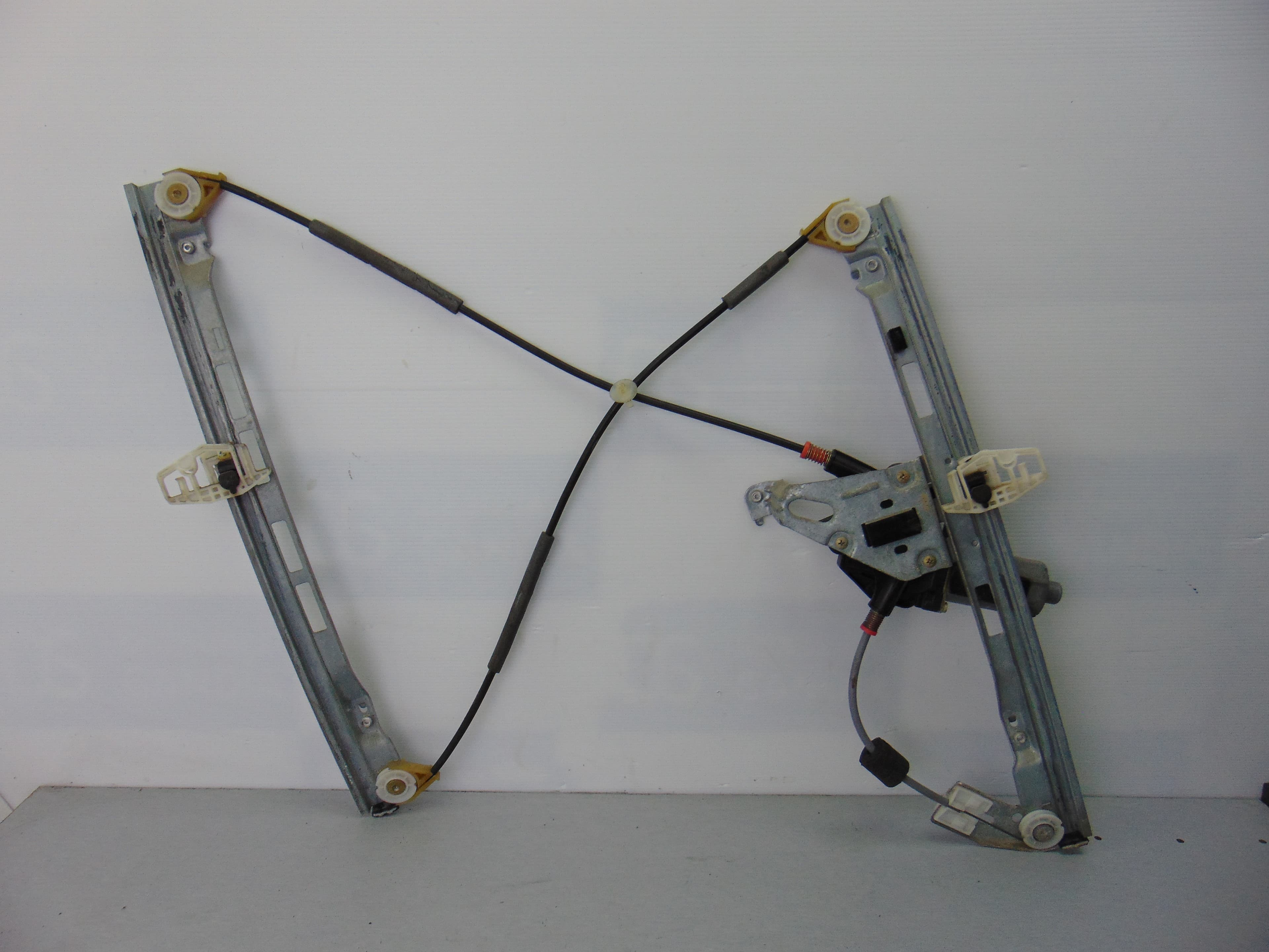 Elevalunas delantero derecho, Peugeot 206 Xr 1999 usado 4