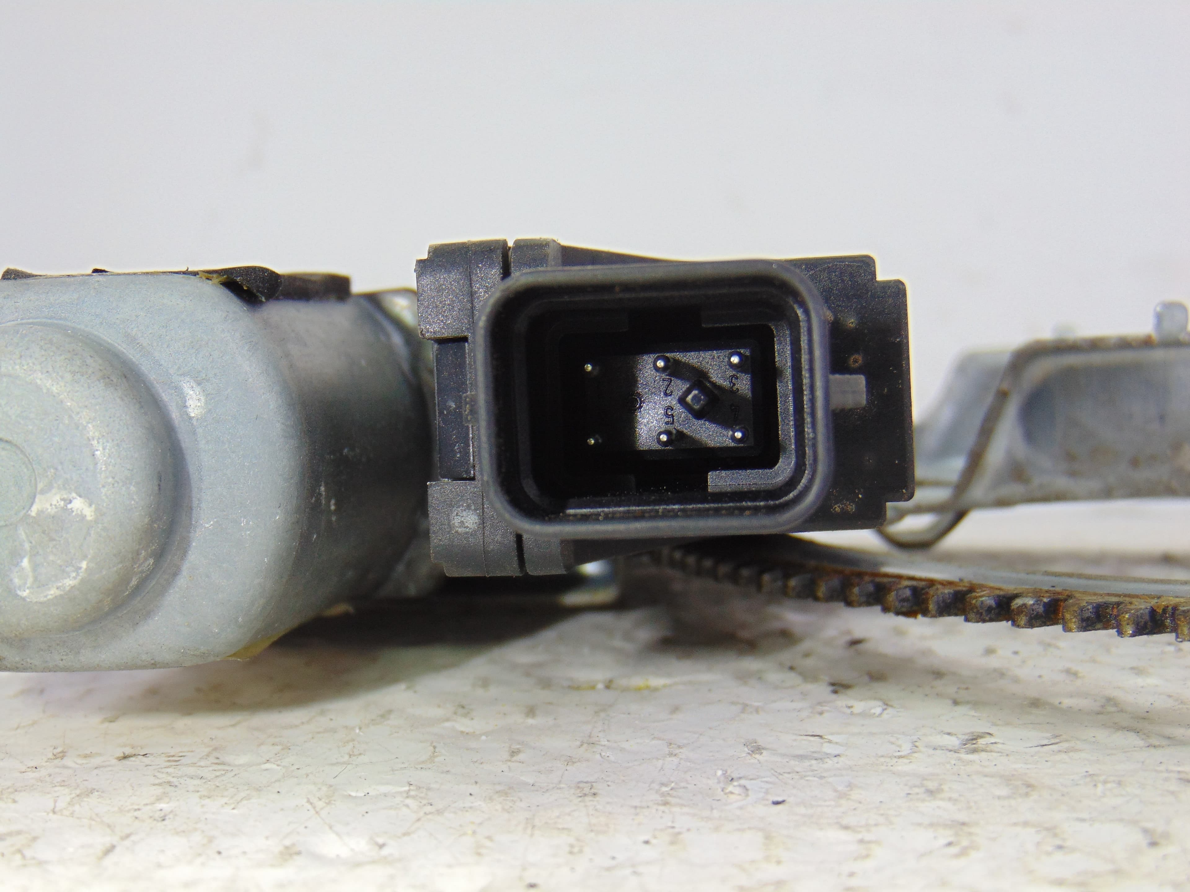 Elevalunas delantero derecho, Opel Corsa C Blue Line 2005 usado 4