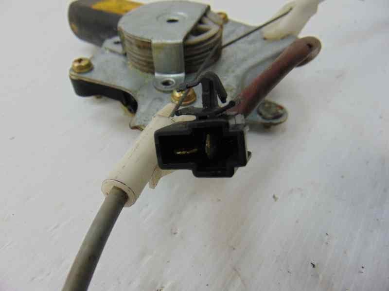 Elevalunas trasero izquierdo, Daewoo Nubira Berlina Cdx 2004 usado 4
