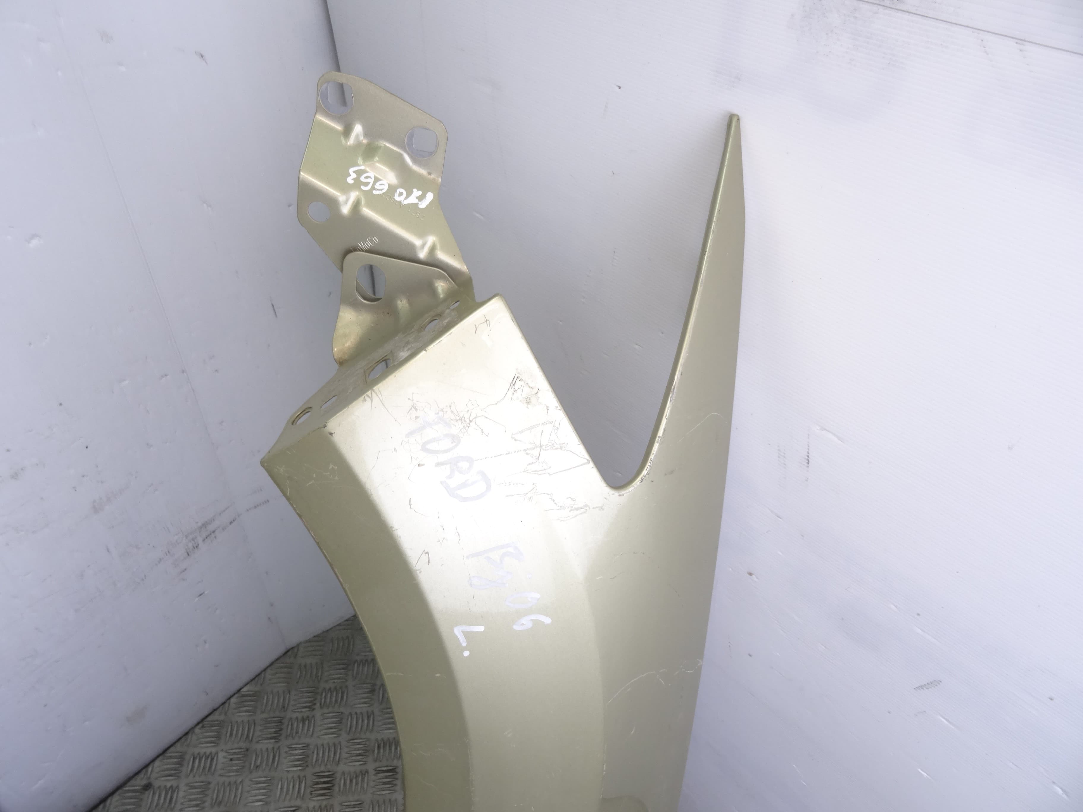 Aleta delantera izquierda, Dorado usado 4