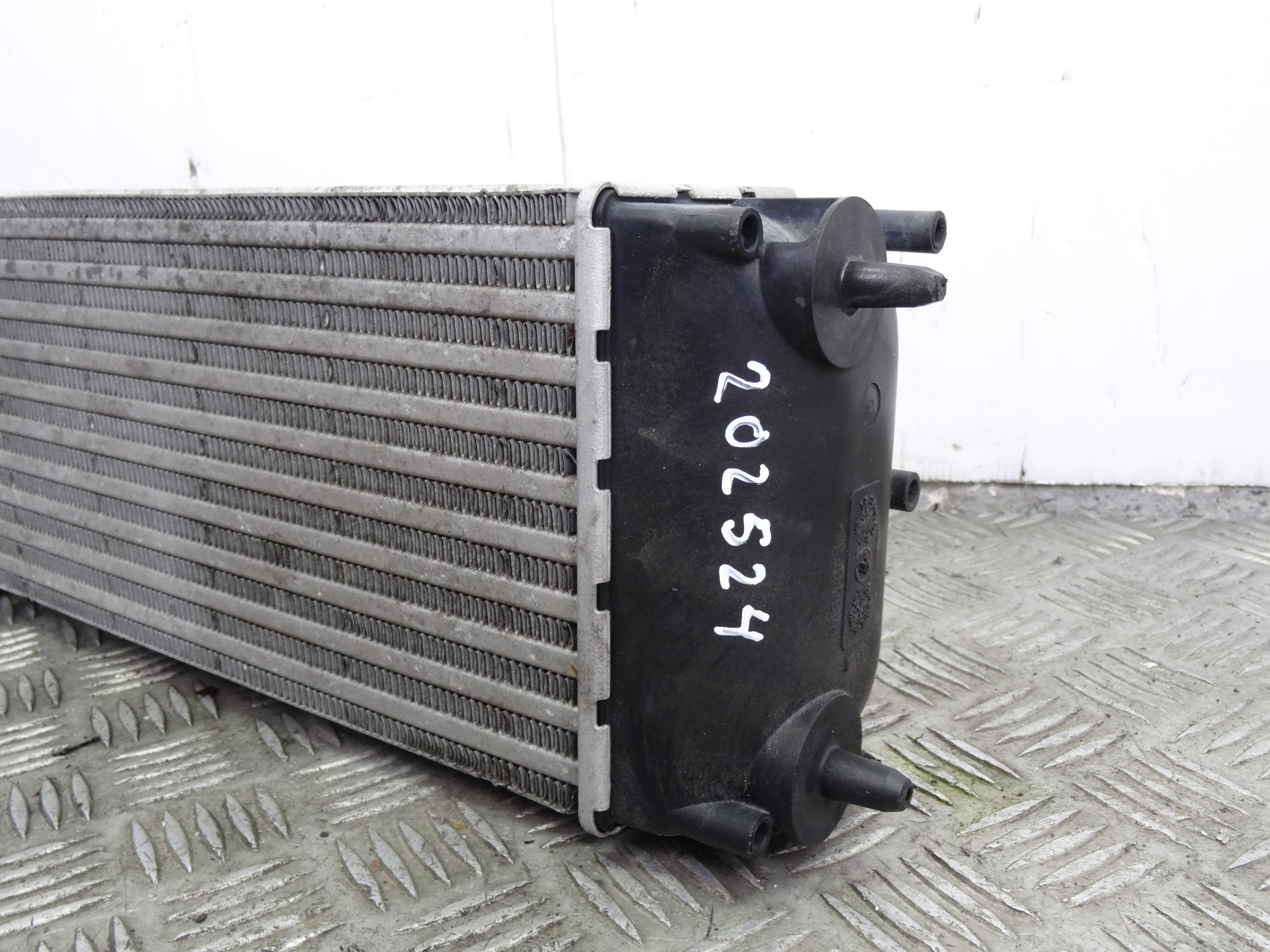Intercooler, Peugeot 3008 Confort 2009, 9656503980 usado 4