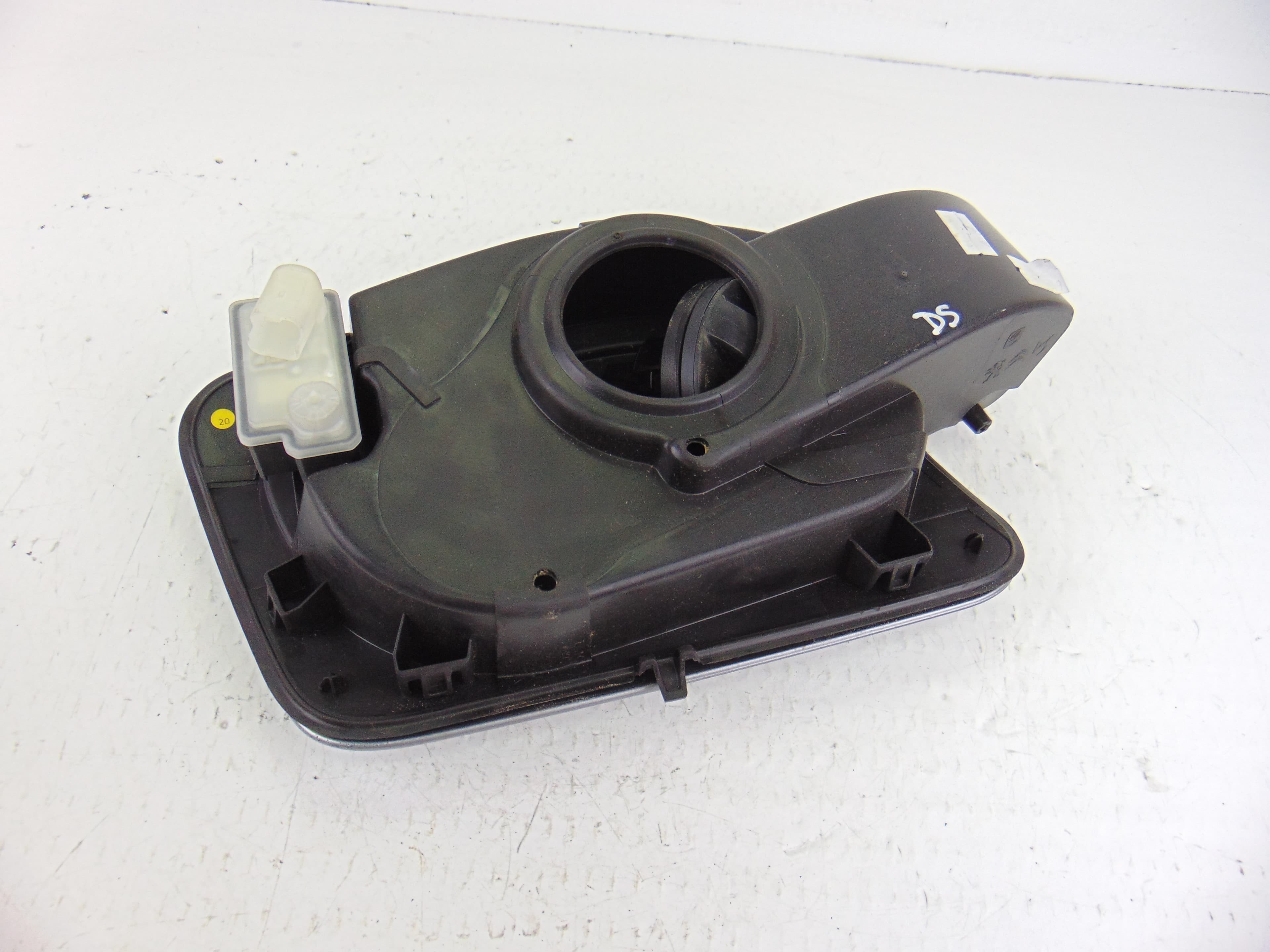 Tapa exterior combustible, 9821098080 nuevo 4