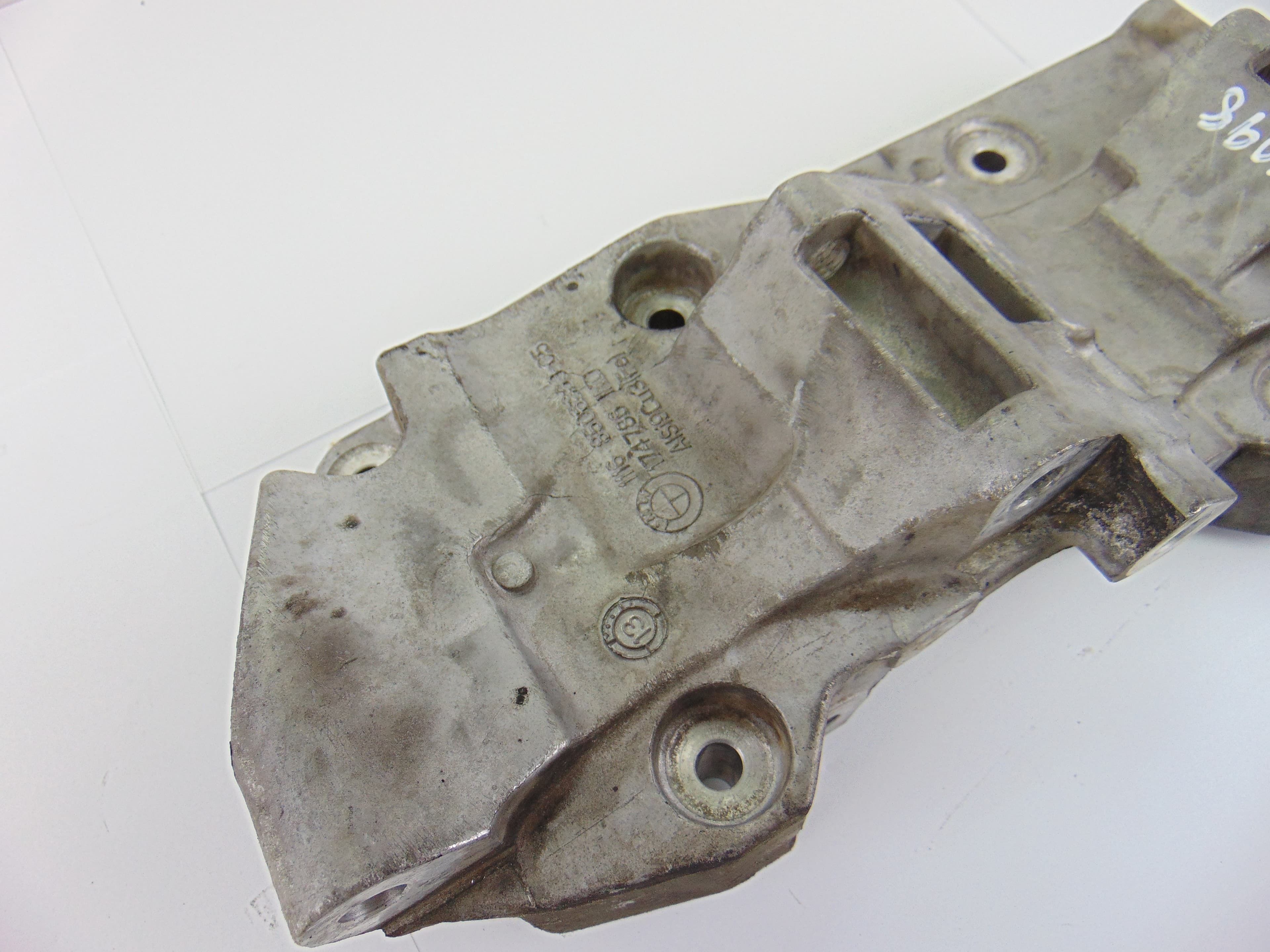Soporte alternador, 8506363 usado 4