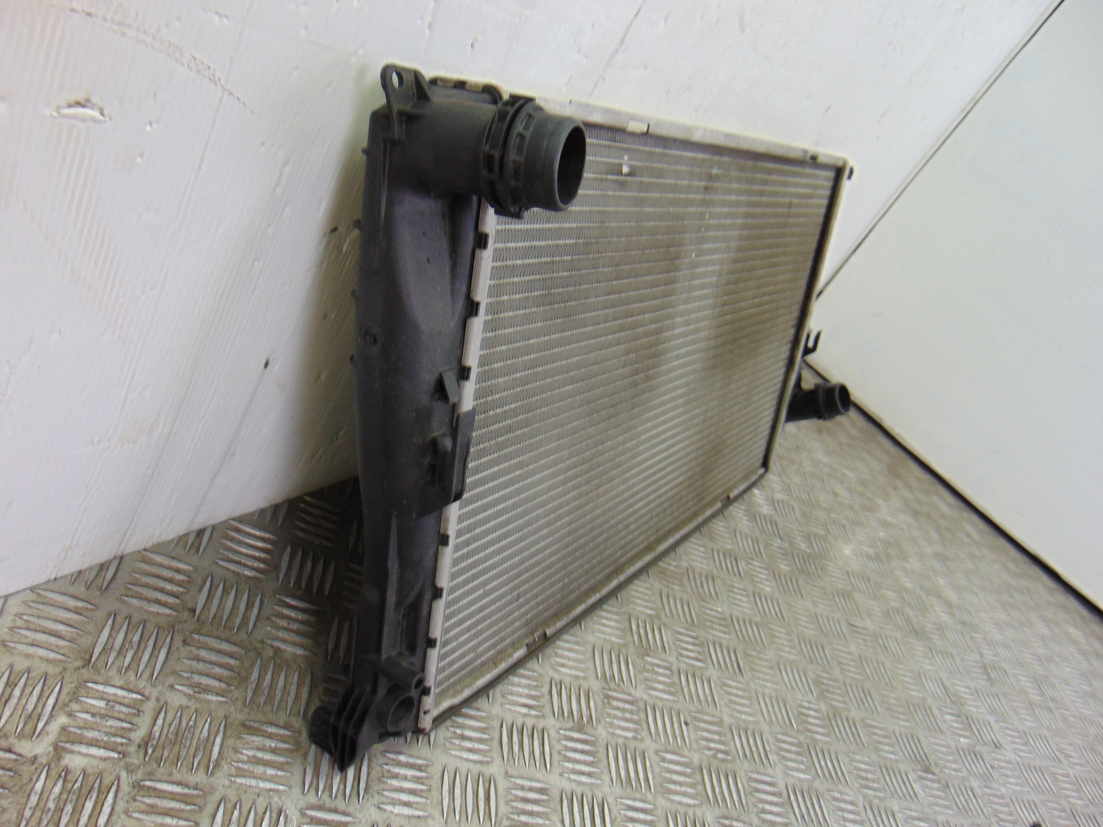 Radiador agua, BMW Serie 3 Berlina (E90) 318d 2006, 778889812 usado 4