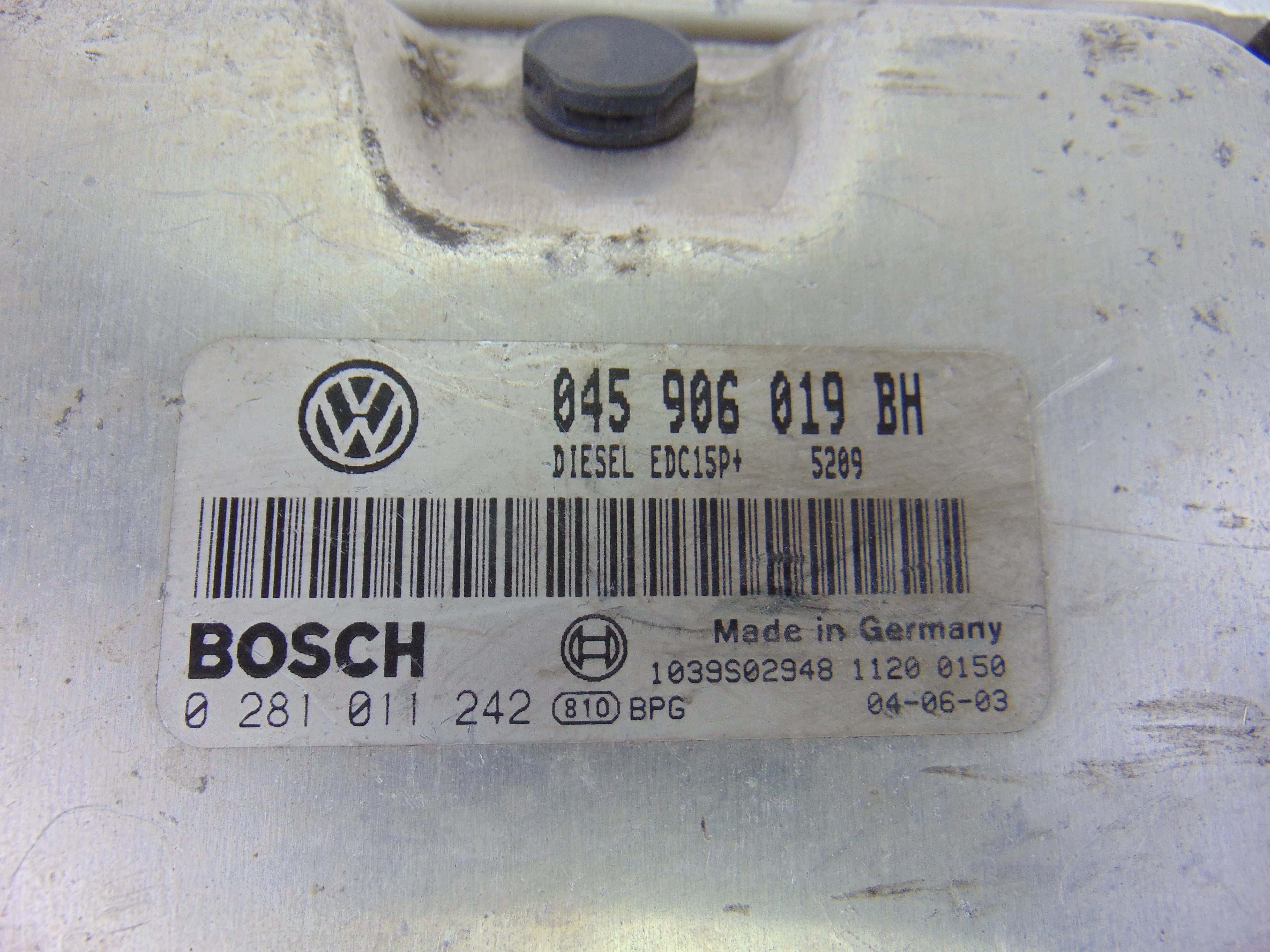Centralita motor uce, 045906019BH usado 4