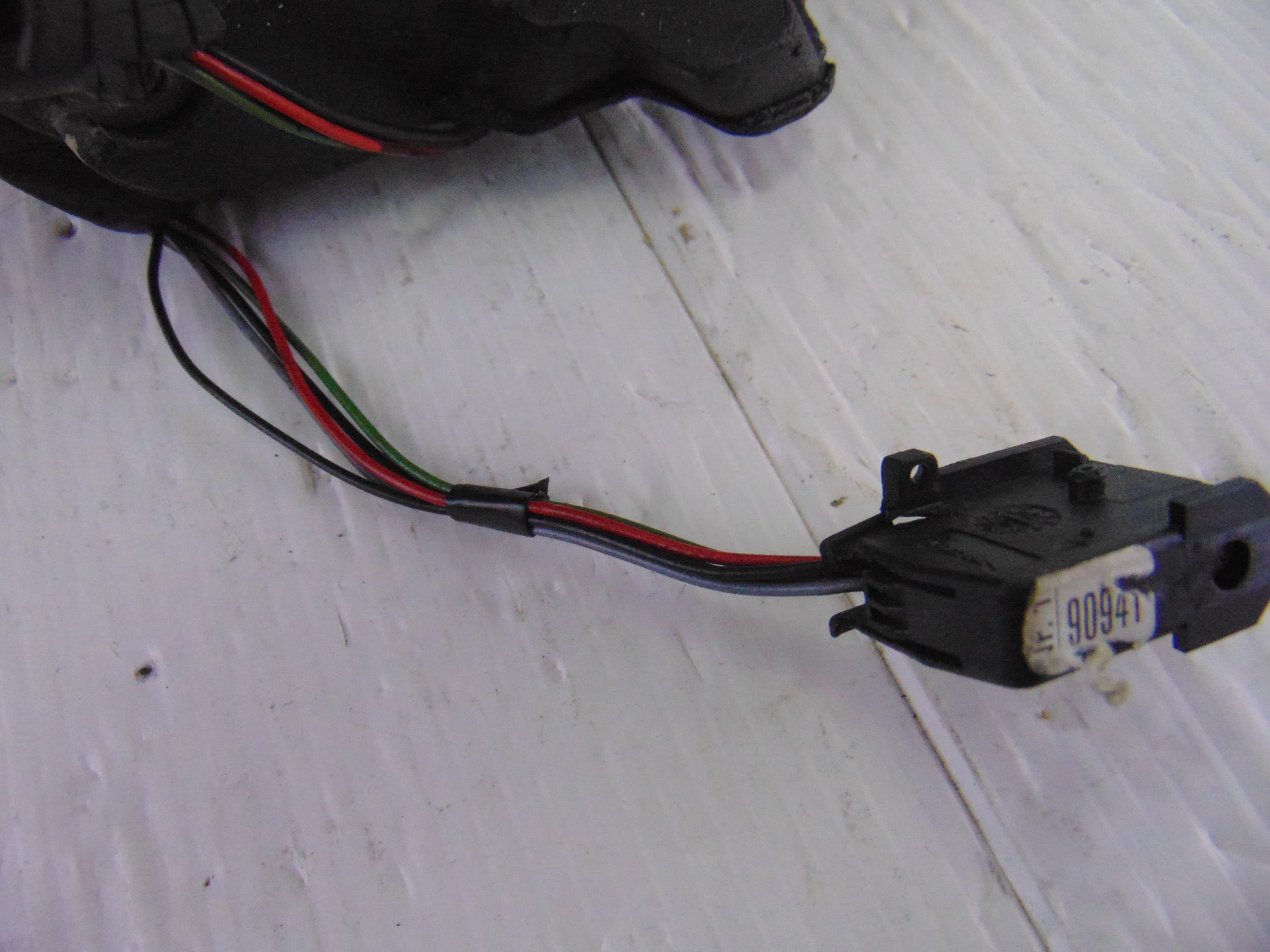 Retrovisor izquierdo, BMW Serie 5 Berlina (E39) 525d 2001 usado 4