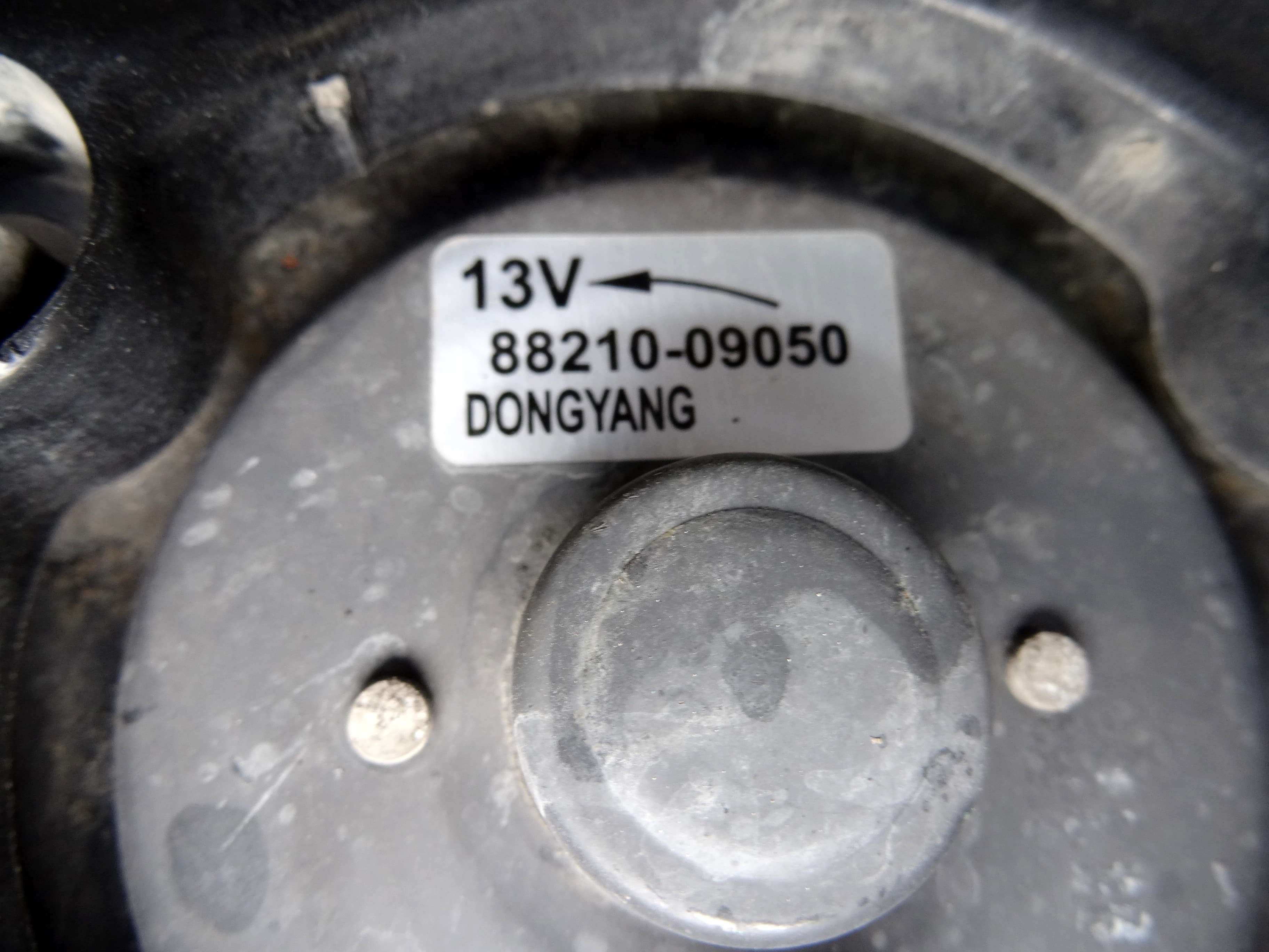 Electroventilador, Ssangyong Actyon 200 Xdi 2010, 8821009050 usado 4