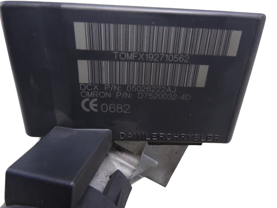 Antirrobo / llave contacto, Dodge Caliber (Pm) S 2007, 05026222AJ usado 4