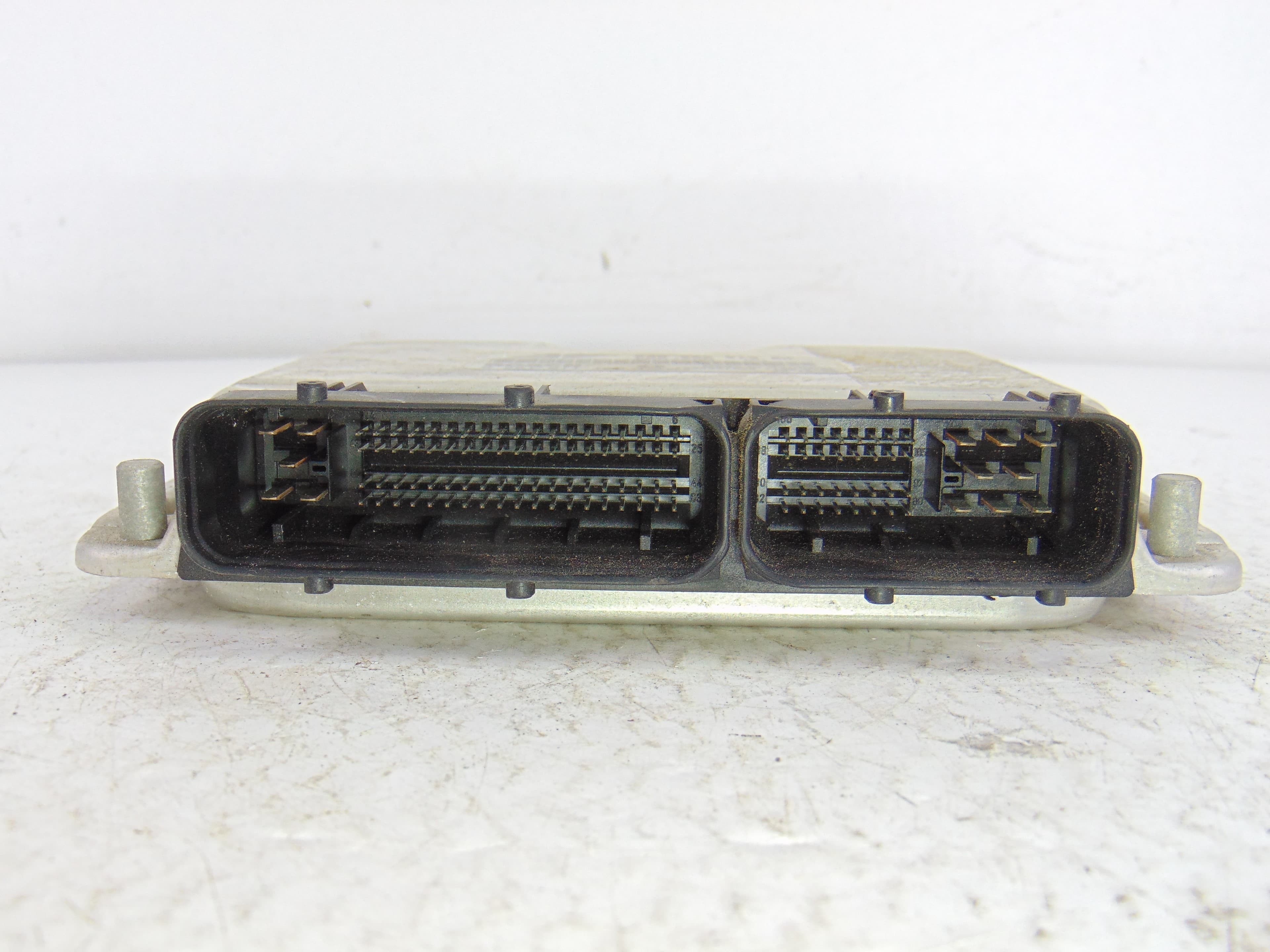 Centralita motor uce, 038906019BH usado 4