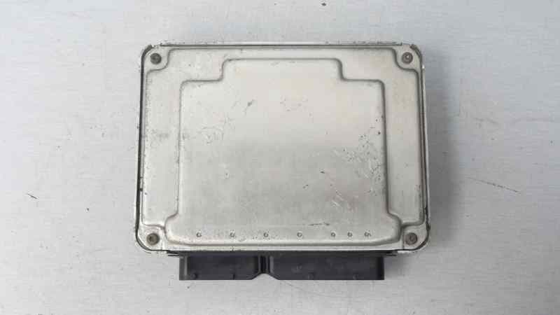 Centralita motor uce, 045906019AQ usado 4