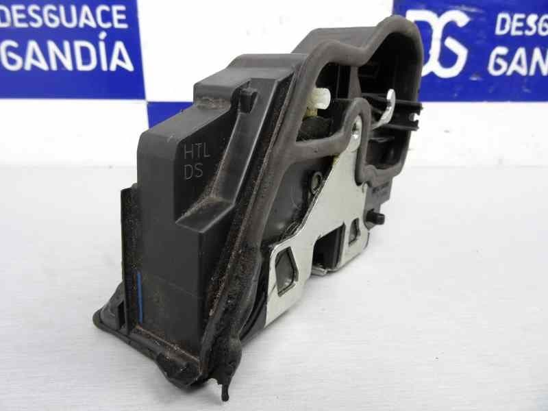 Cerradura puerta trasera izquierda usado 4