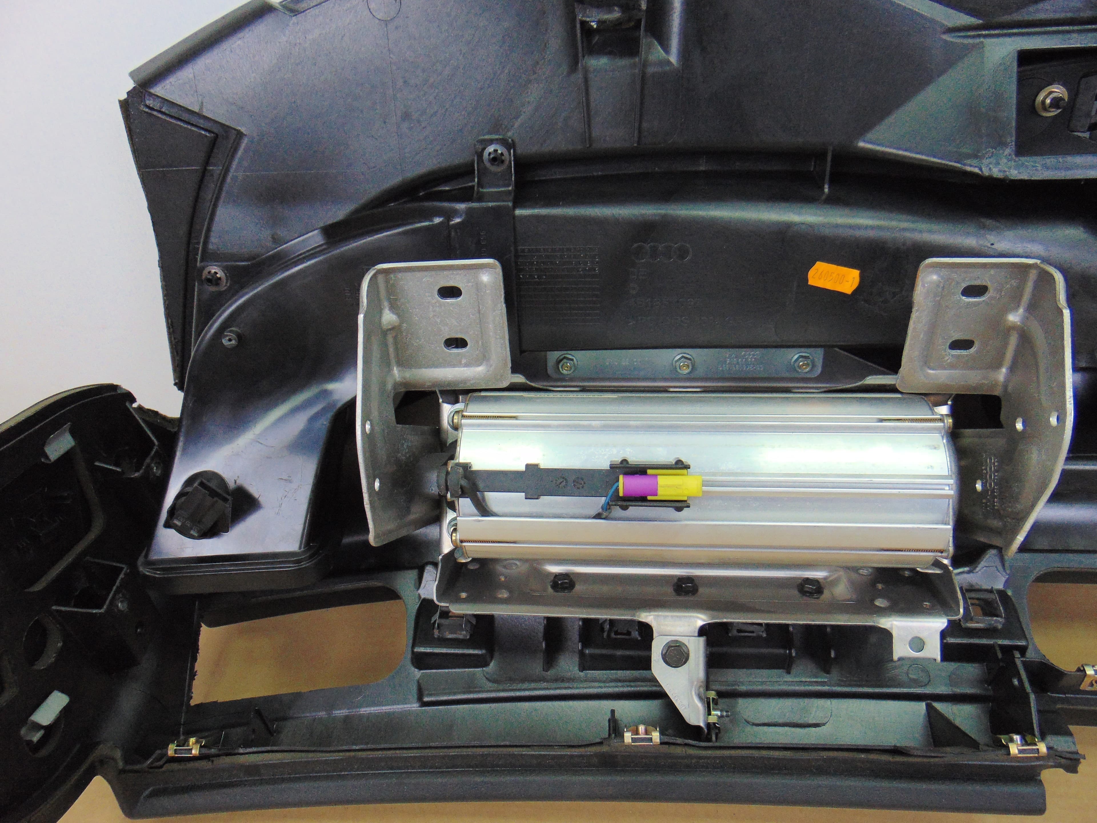 Kit airbag, Audi A6 Berlina (4B2) 2.8 Quattro 2000 usado 4