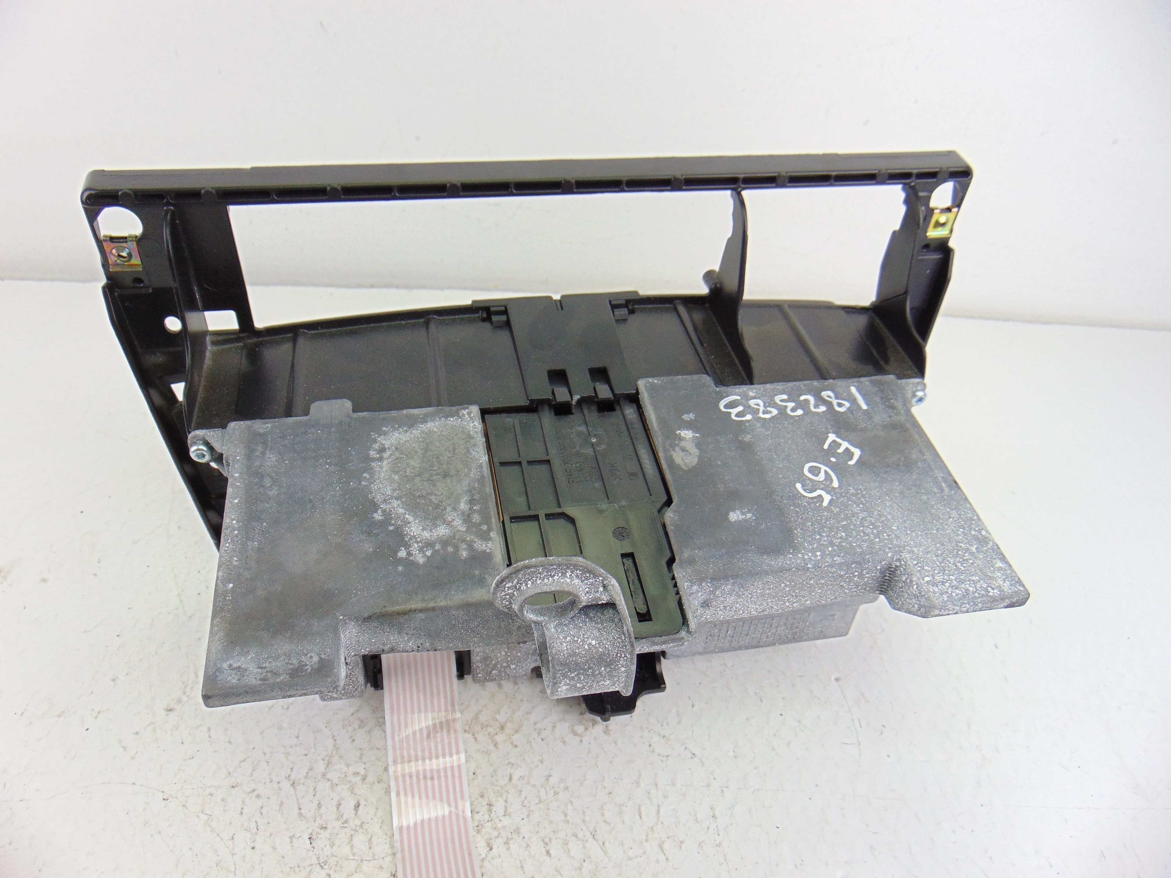 Consola central, BMW Serie 7 (E65/E66) 730d 2008, 7032886 usado 4