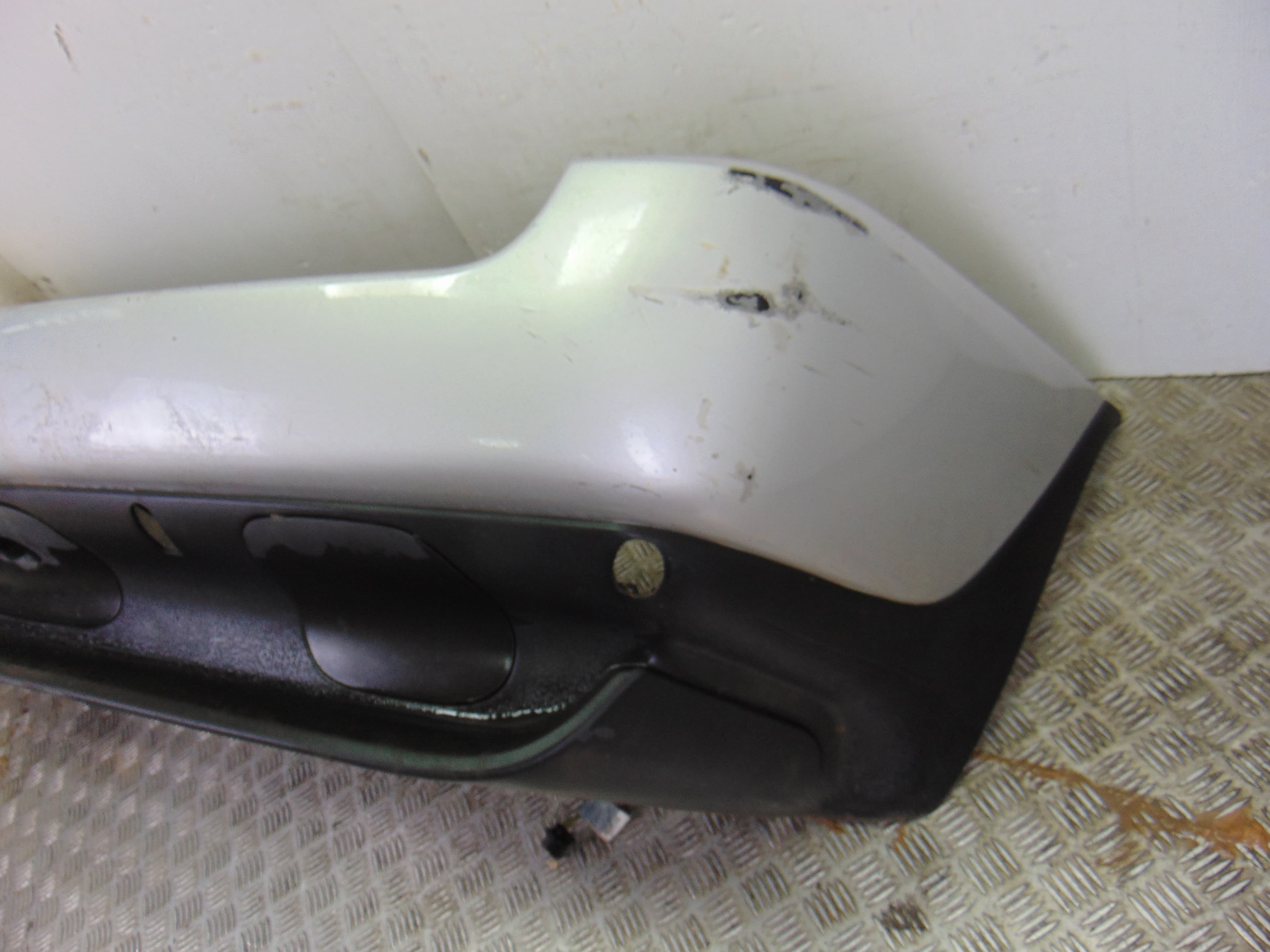 Paragolpes trasero, BMW Serie X5 (E53) 3.0d 2002 usado 4