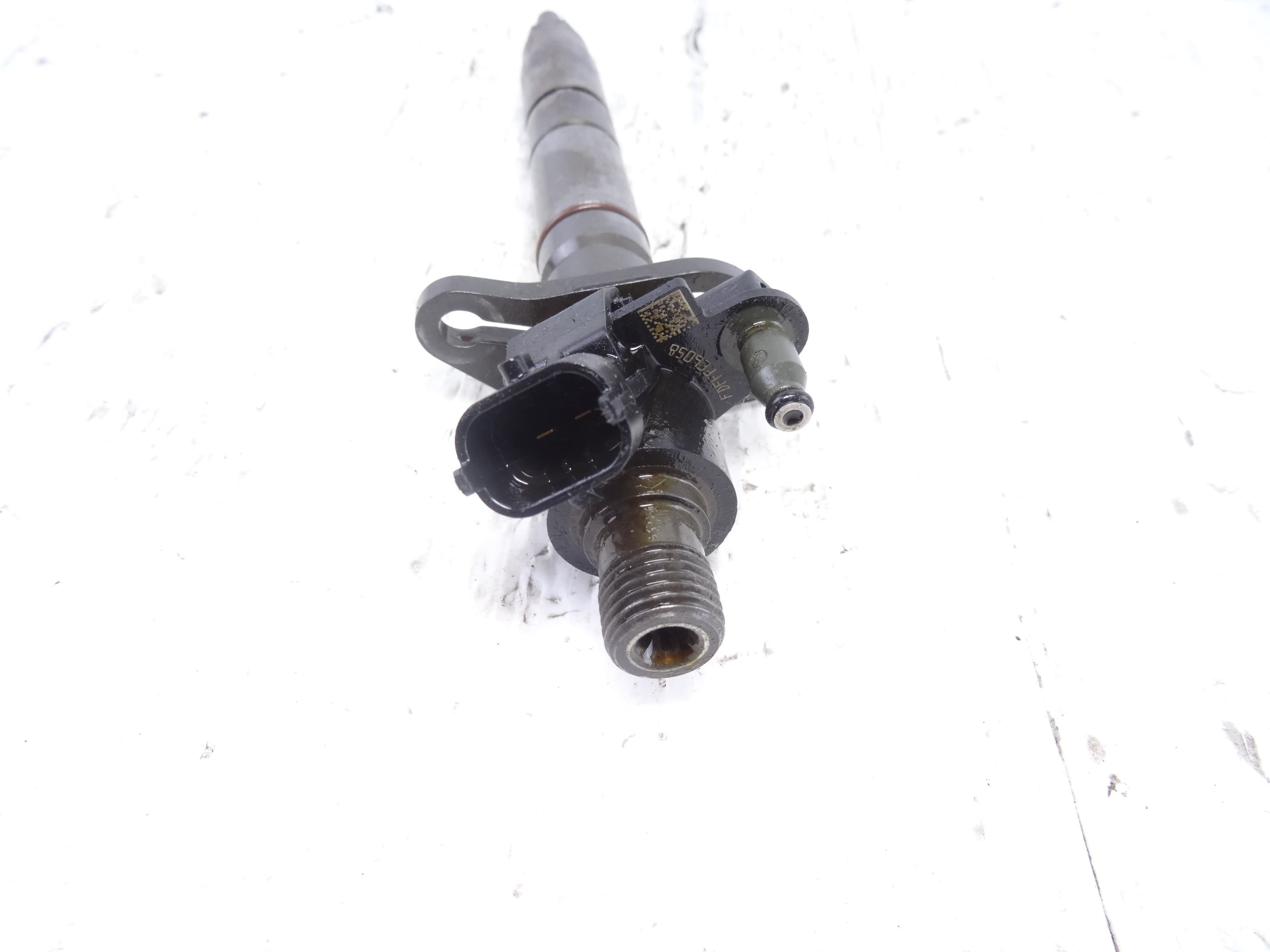 Inyector, FW939K546AB usado 4