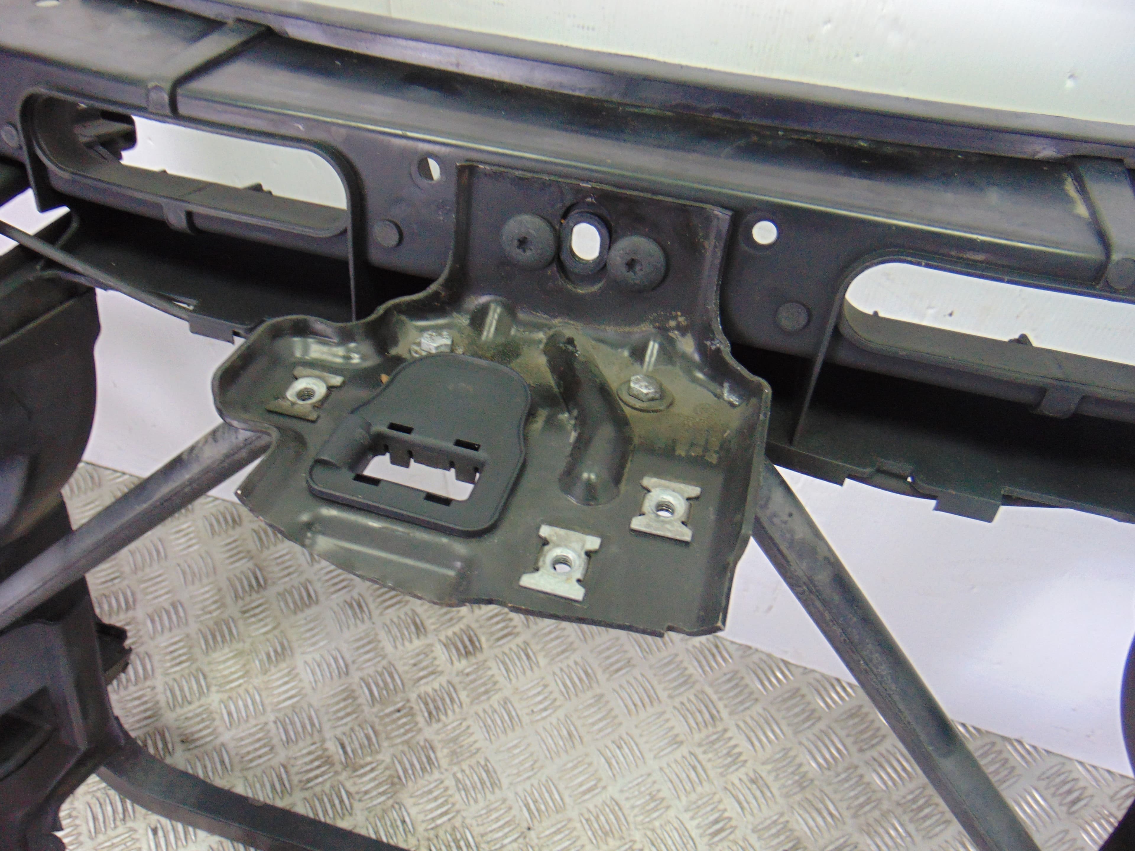 Panel frontal, BMW Serie X3 (E83) 2.0d 2005 usado 4