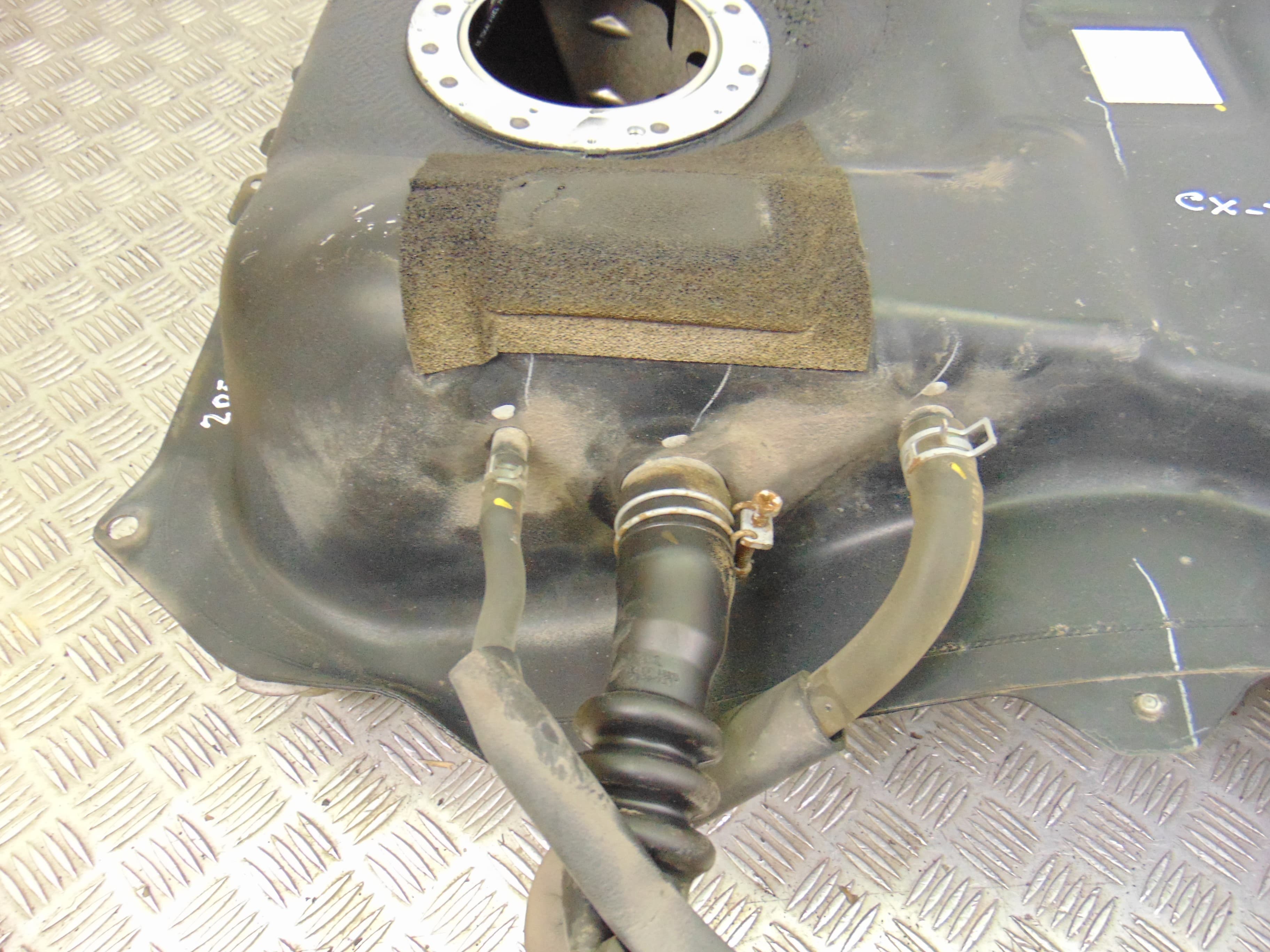 Deposito combustible, Mazda Cx-7 Er Active 2011 usado 4
