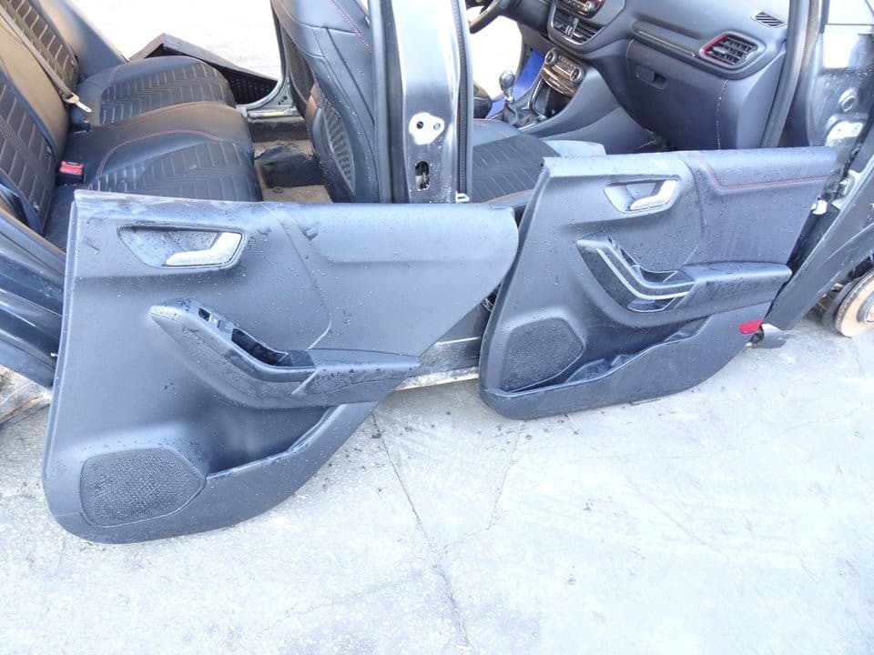 Juego asientos completo, Ford Puma ST-Line 2023 usado 4