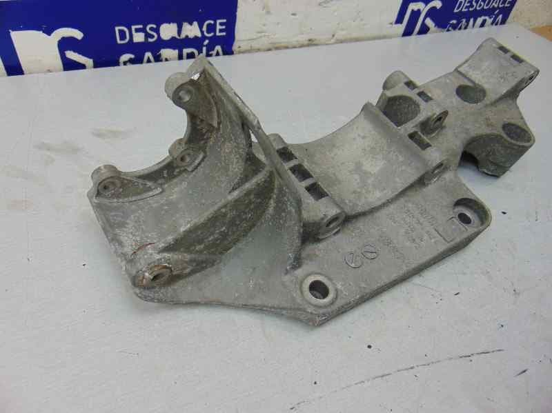 Soporte alternador, Seat Alhambra (7V9) Fancy 2005, 045903143C usado 4