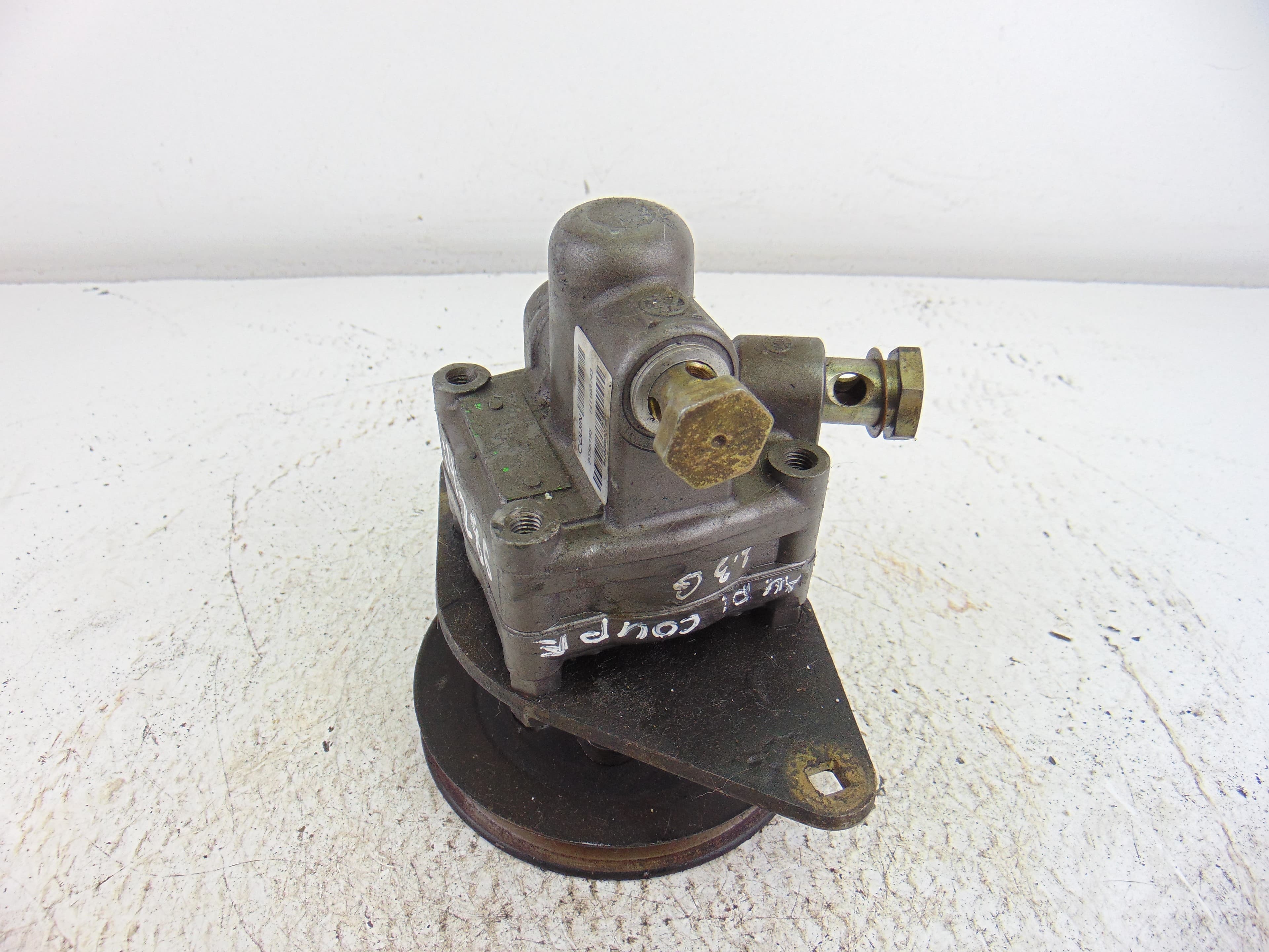 Bomba direccion, Audi Coupe (8B3) Quattro 2000, 050145155A usado 4