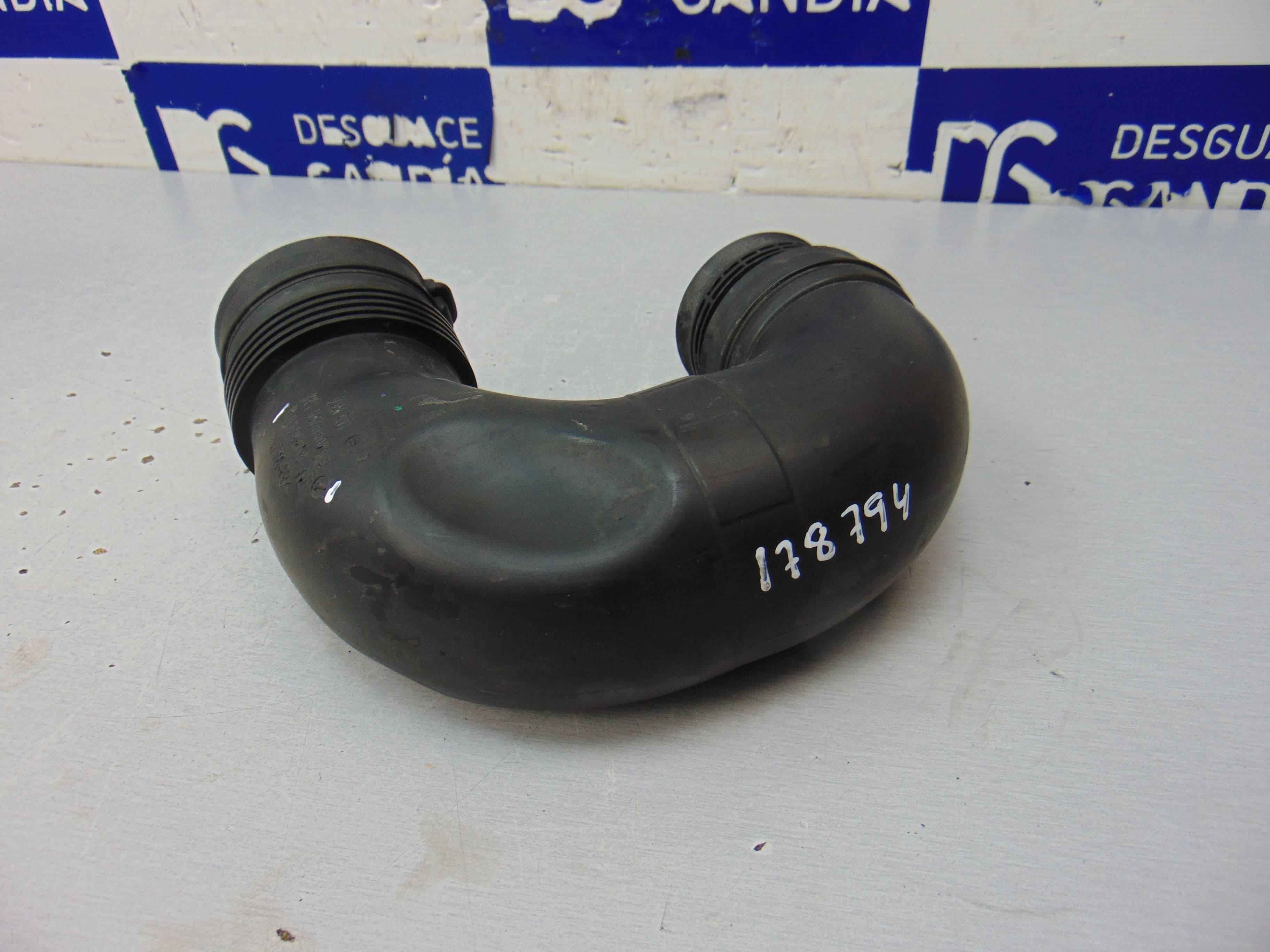 Tubo, Seat Altea (5P1) Arena 2004, 1K0129618AF usado 4